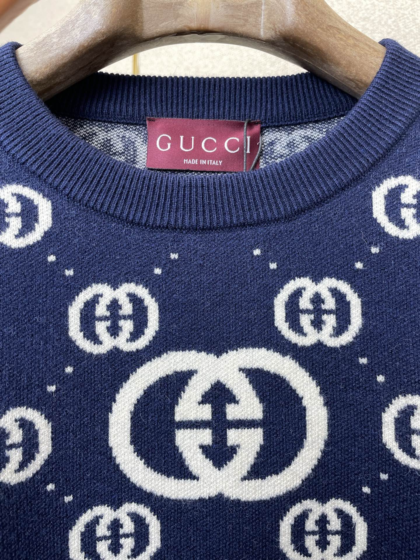 Gucci Male Basic Clothing S-xl