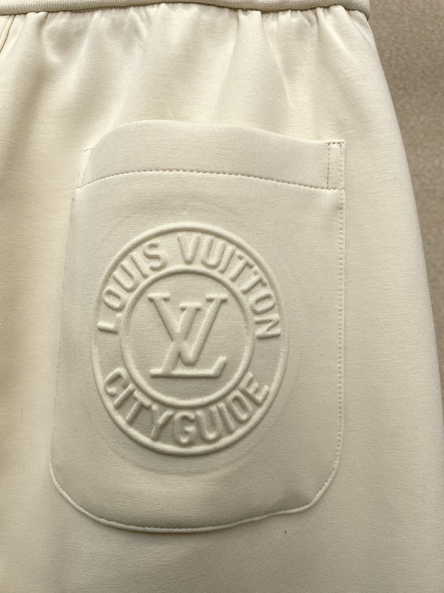 Louis Vuitton Basic Clothing S-m-l-xl