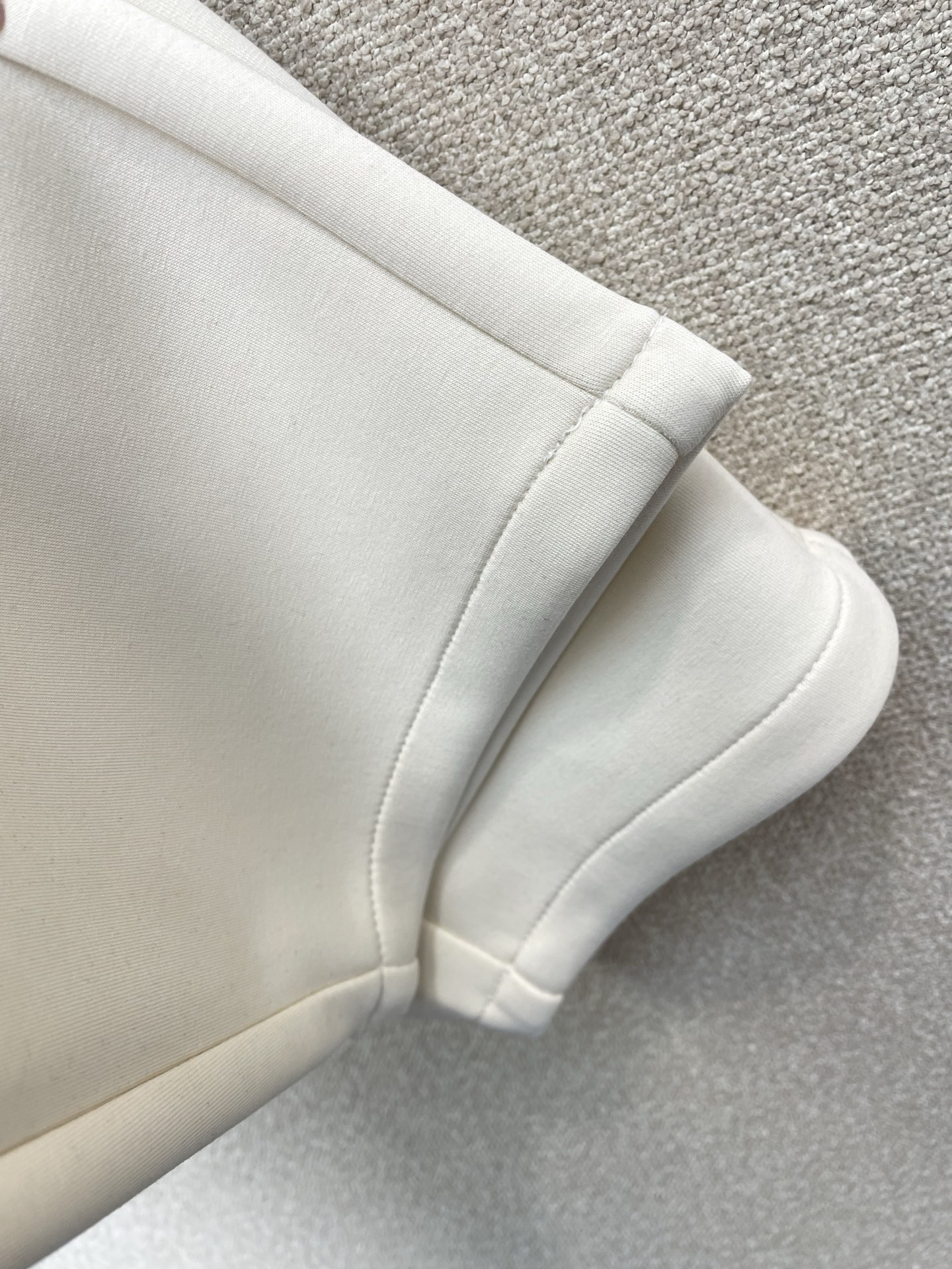 Louis Vuitton Basic Clothing S-m-l-xl