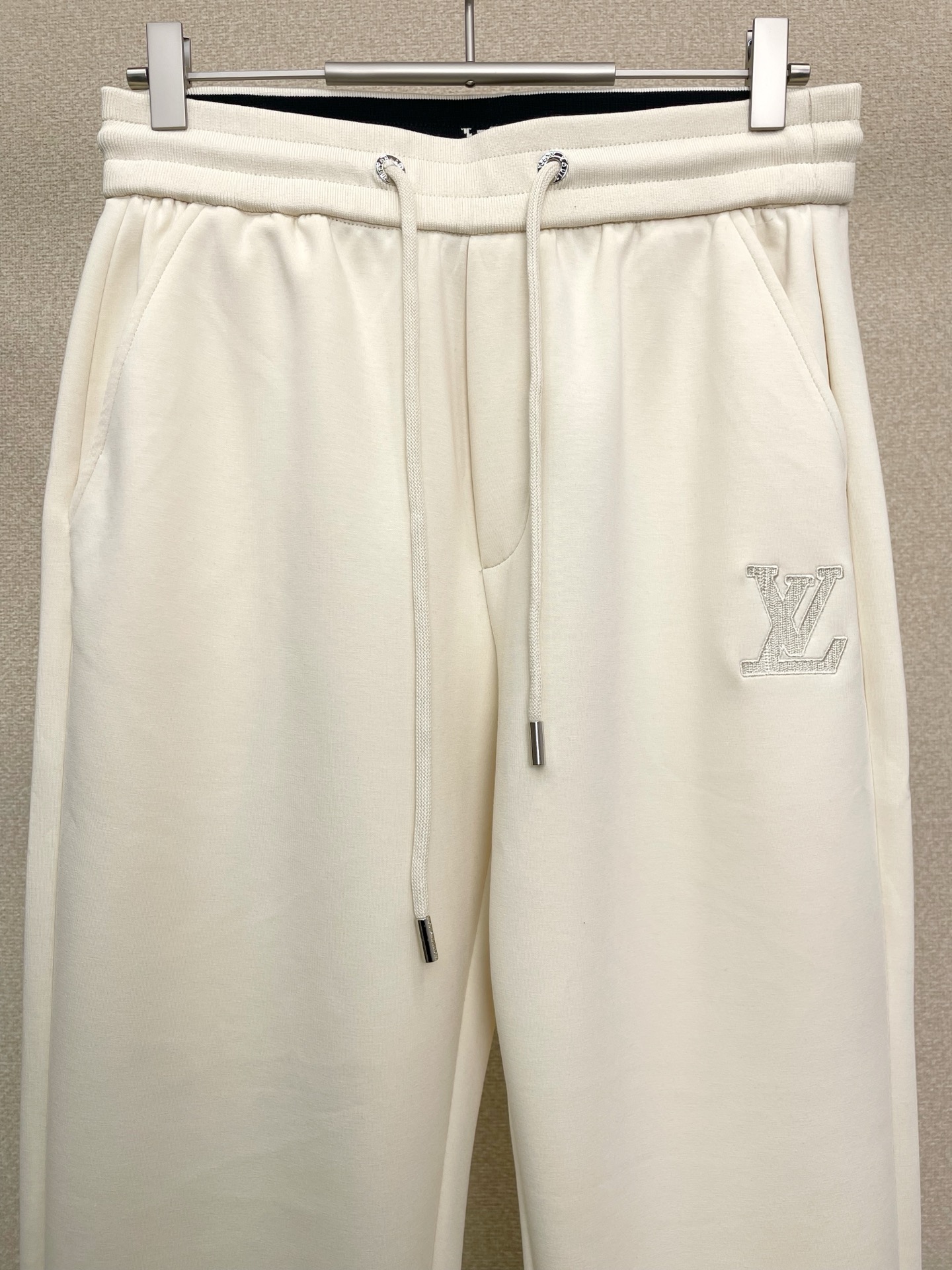 Louis Vuitton Basic Clothing S-m-l-xl