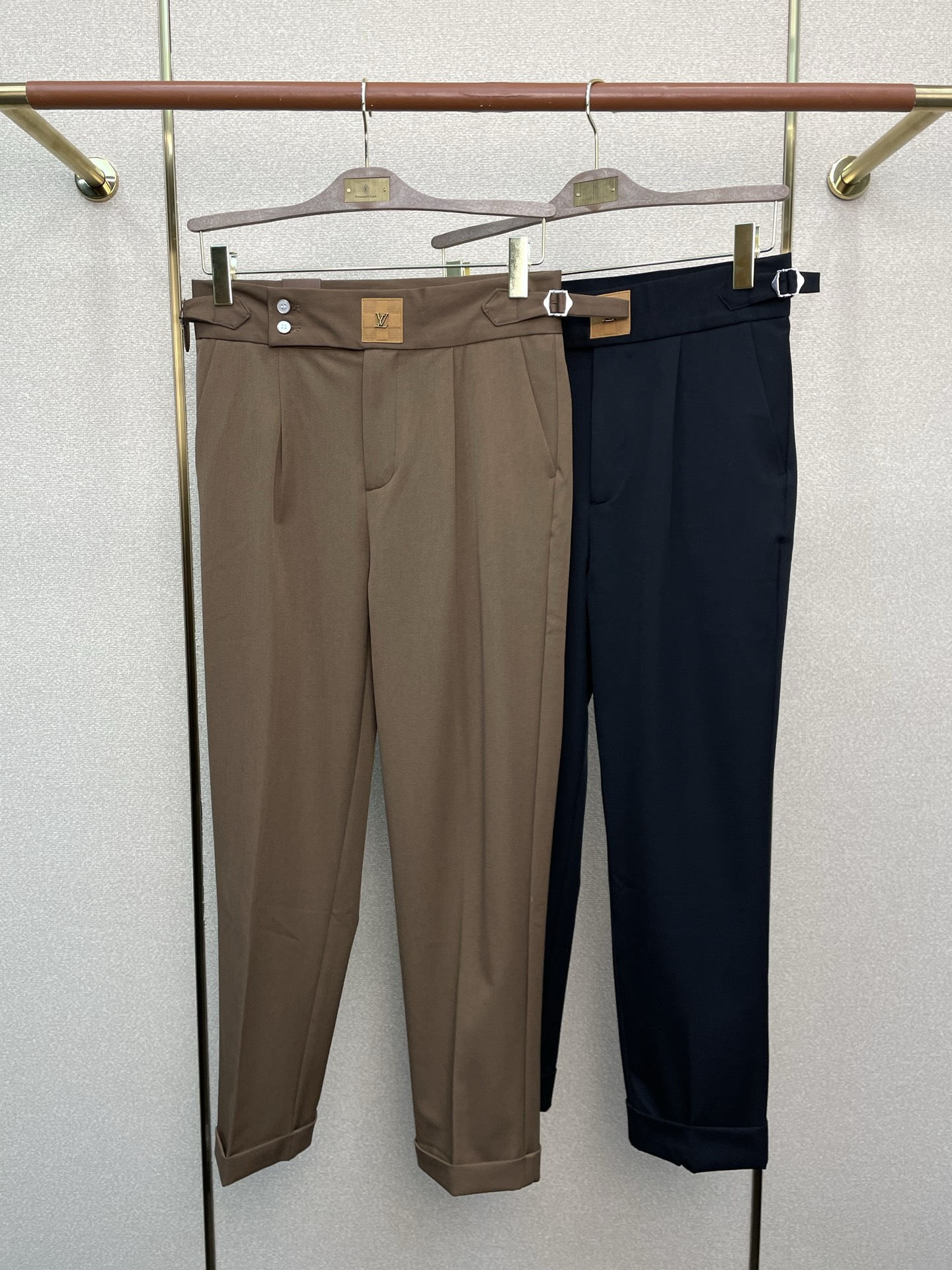 Louis Vuitton Basic Clothing S-l