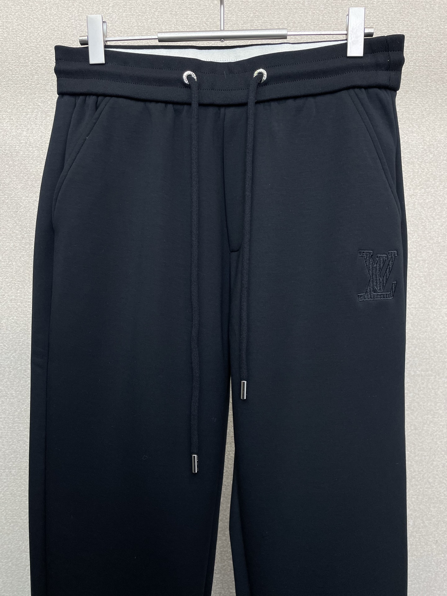 Louis Vuitton Basic Clothing S-m-l-xl