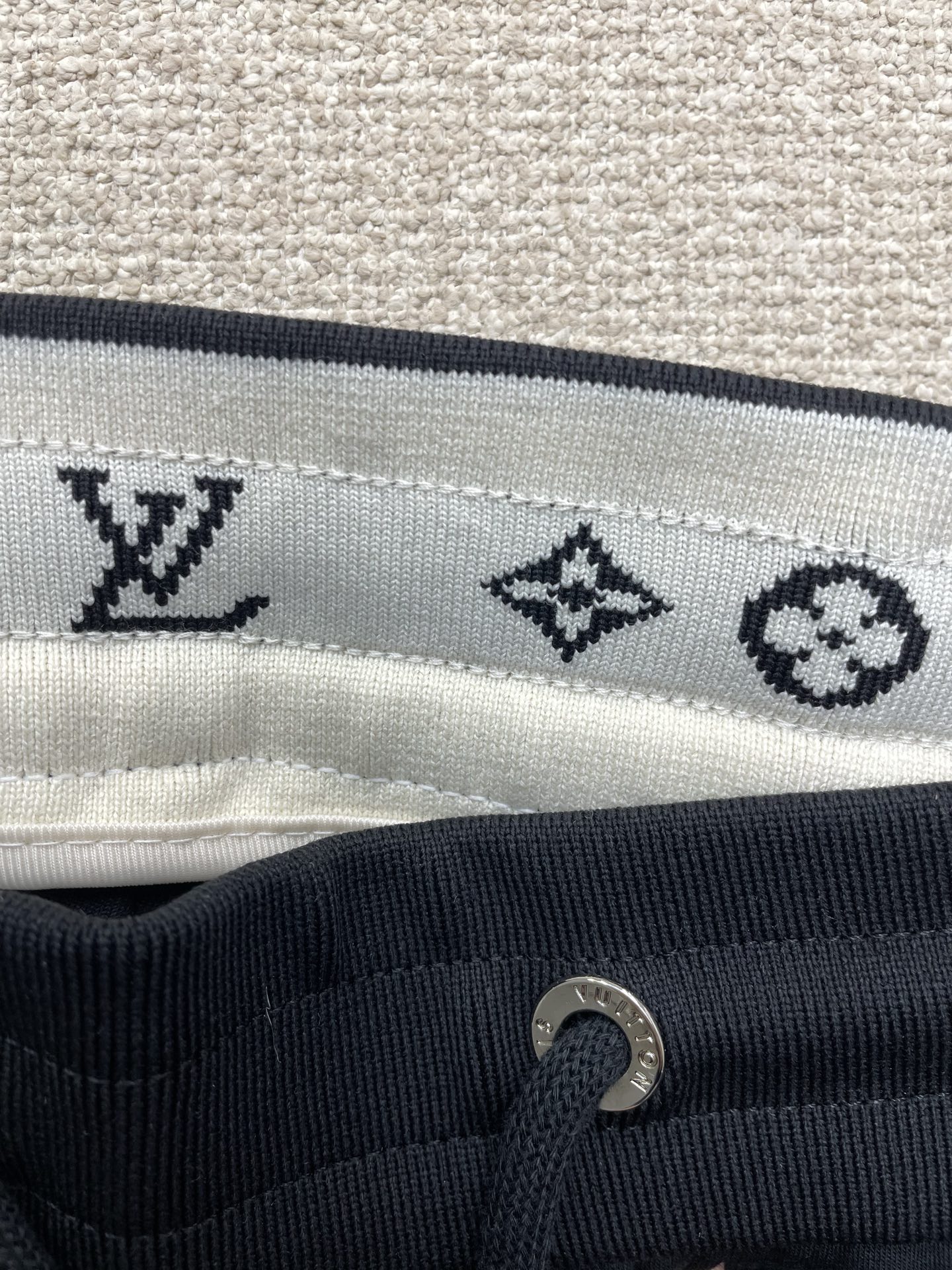 Louis Vuitton Basic Clothing S-m-l-xl