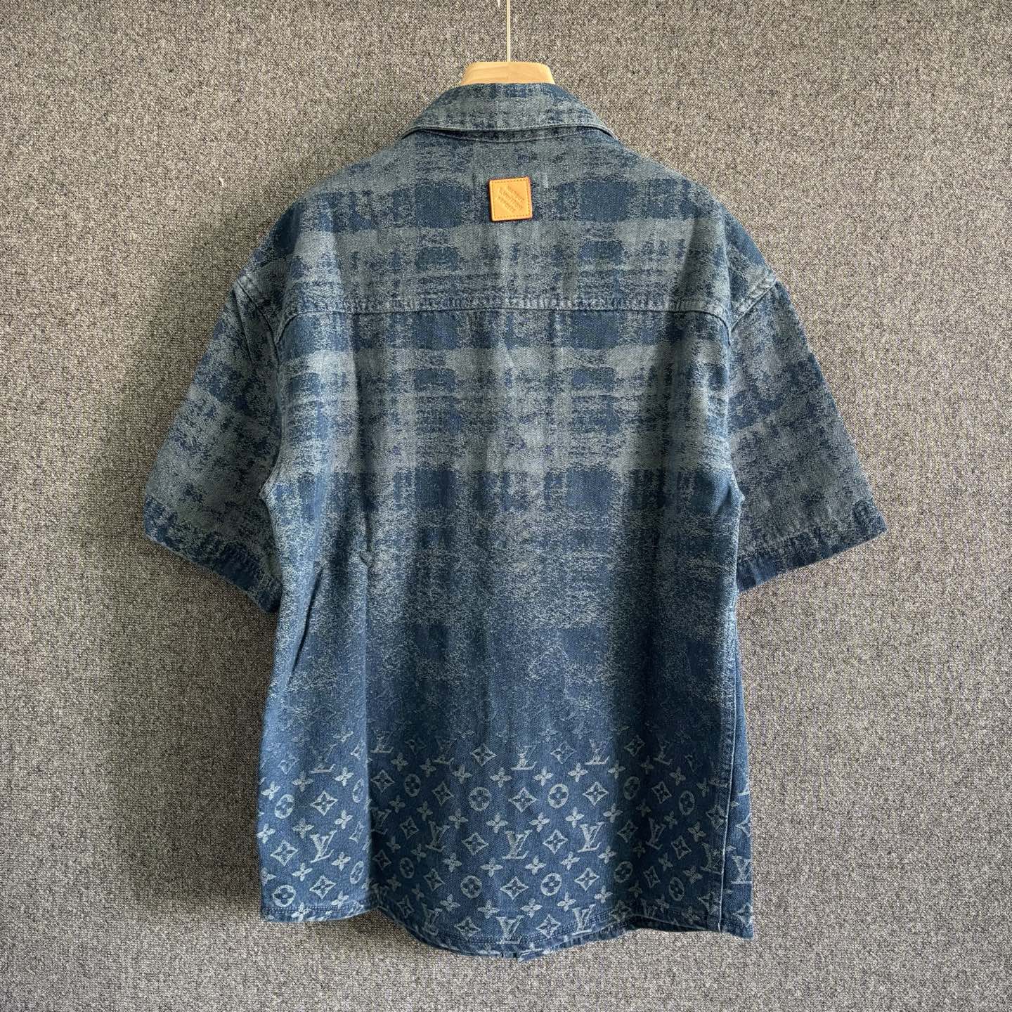 Louis Vuitton Couple Shirt S-m-l-xl