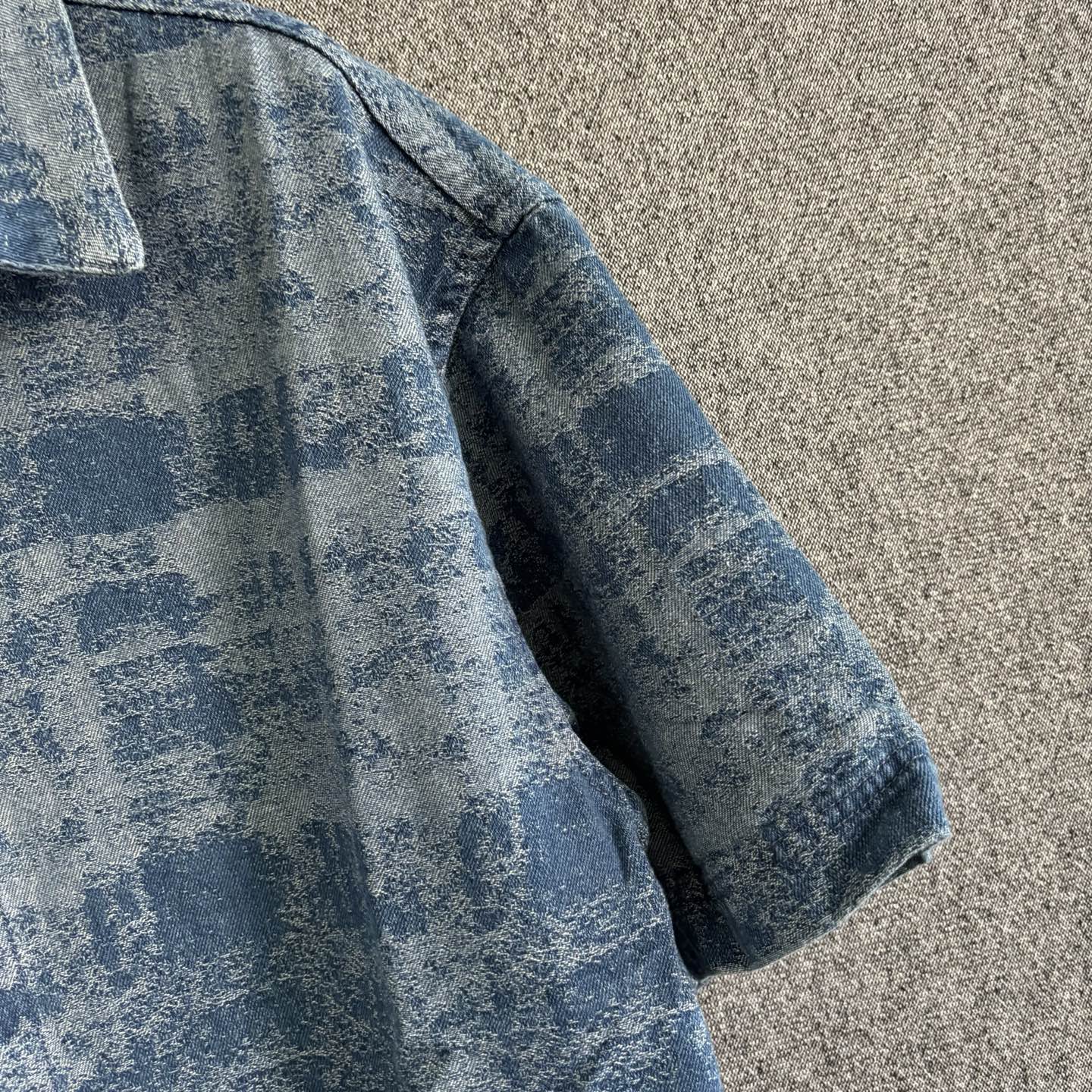 Louis Vuitton Couple Shirt S-m-l-xl