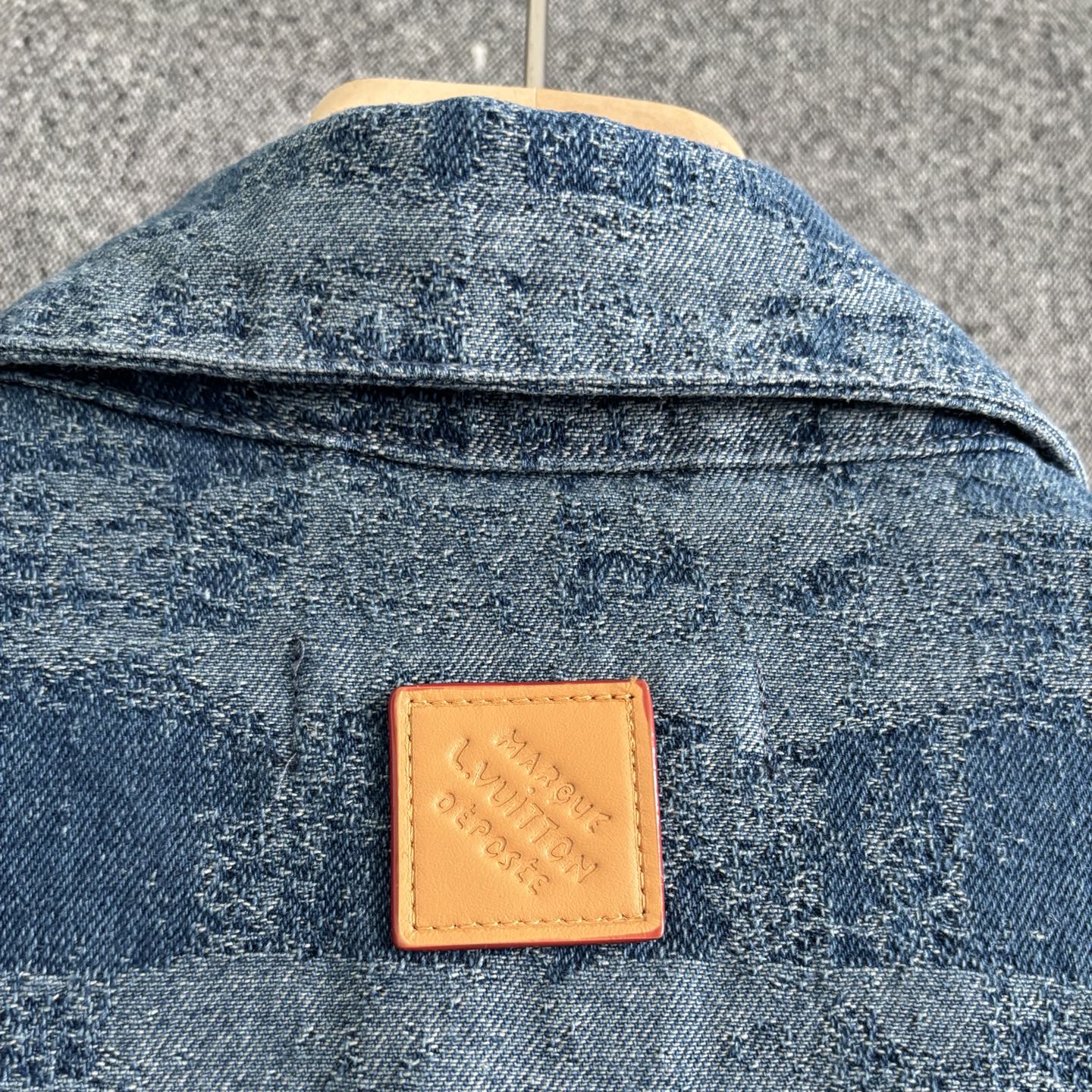 Louis Vuitton Couple Shirt S-m-l-xl