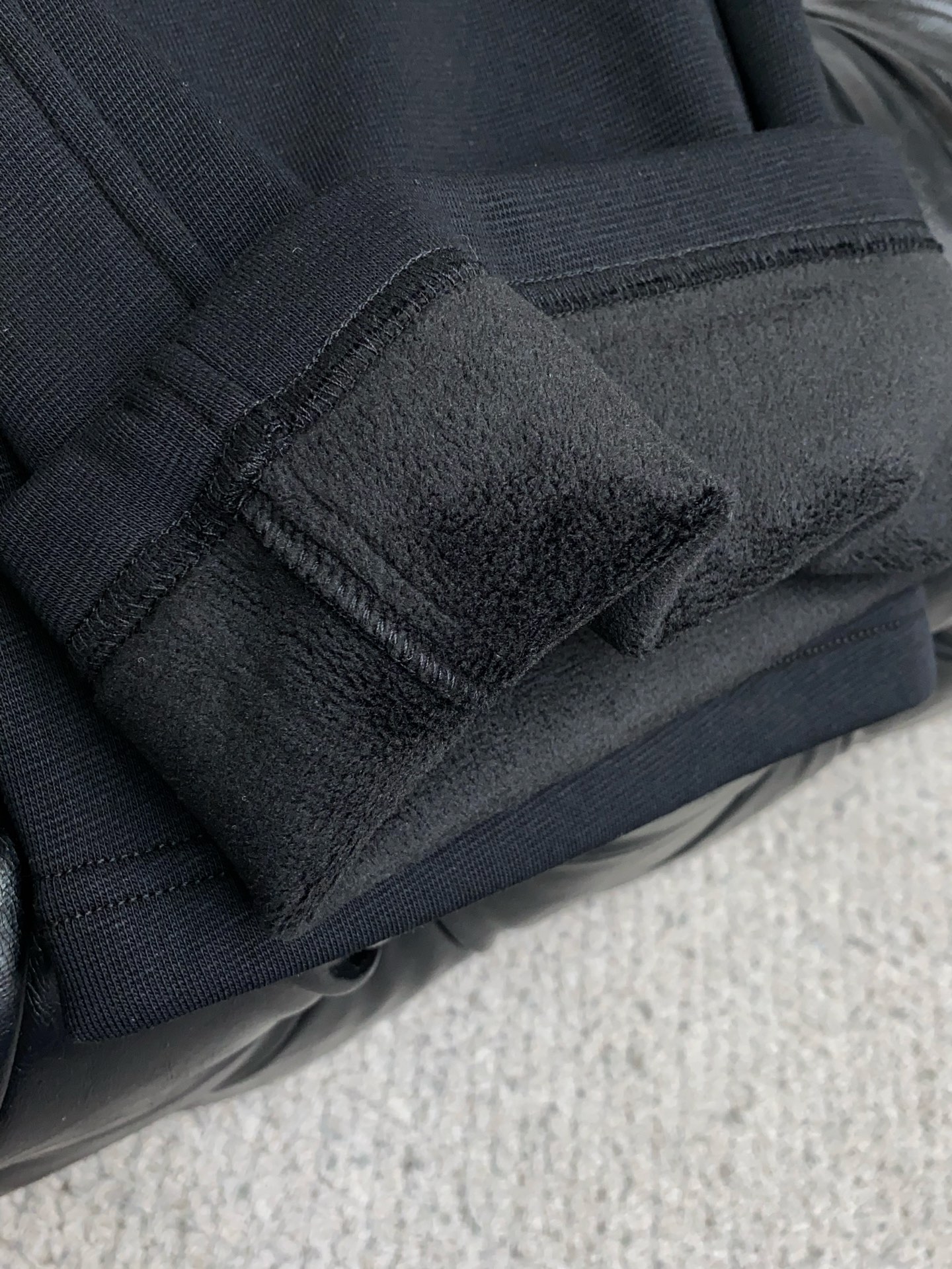 Moncler Male Basic Clothing Fleece Lined M-l