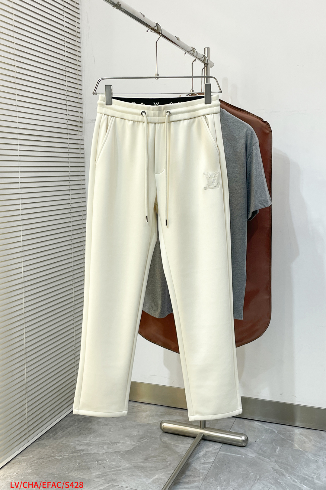 Louis Vuitton Basic Clothing S-m-l-xl