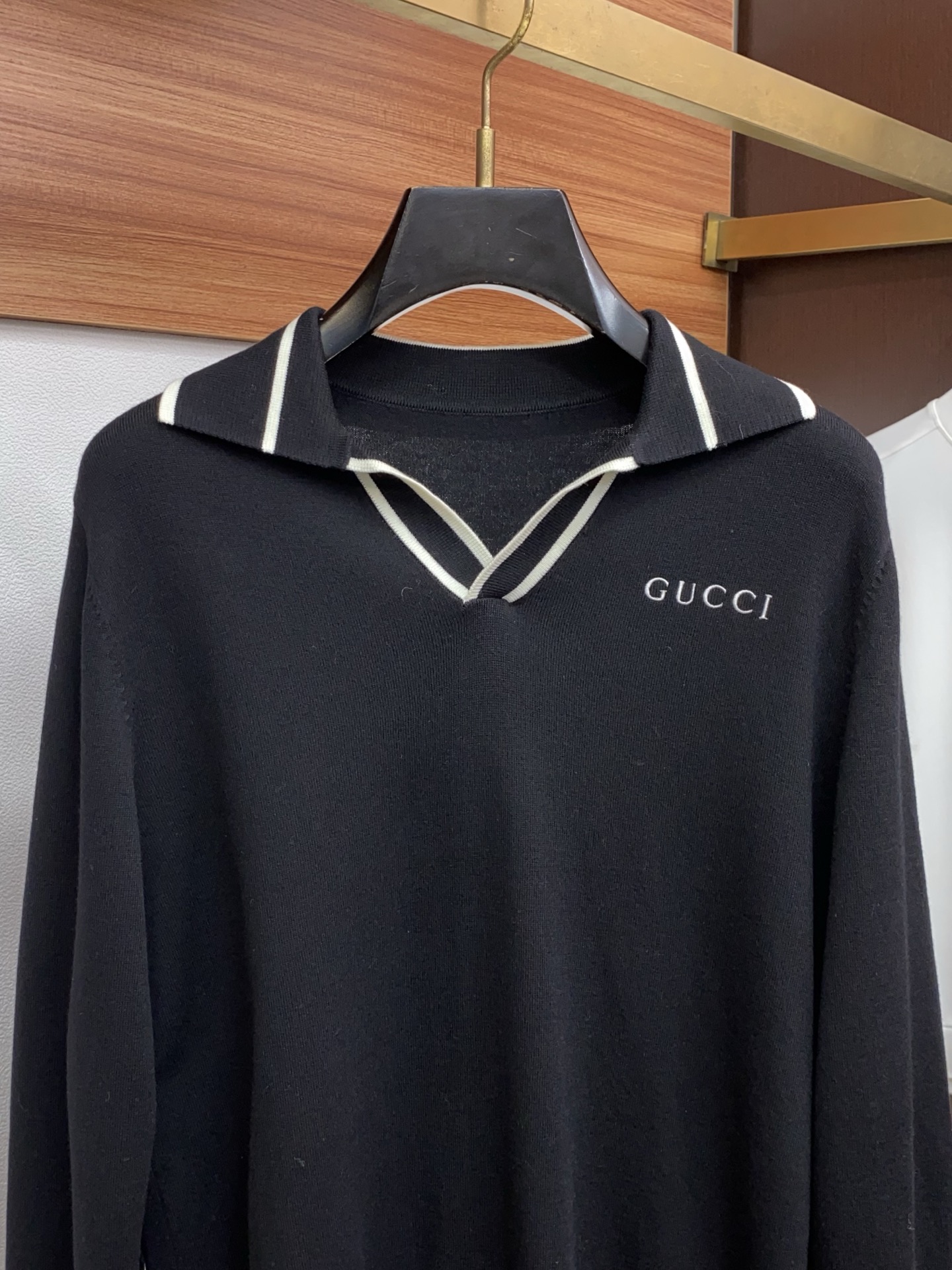 Gucci Basic Clothing Wool M-l-xl