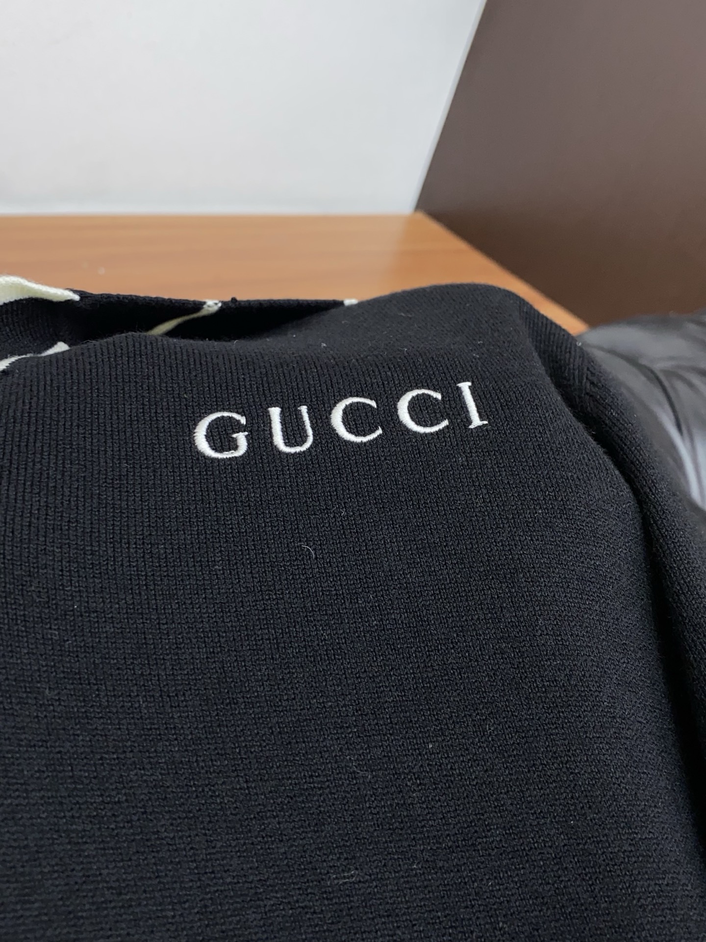 Gucci Basic Clothing Wool M-l-xl