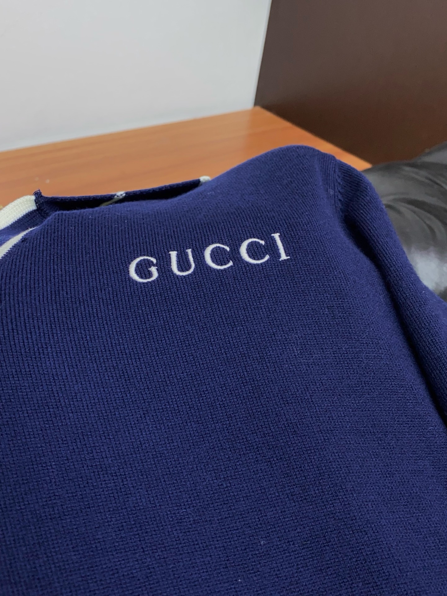 Gucci Basic Clothing Wool M-l-xl
