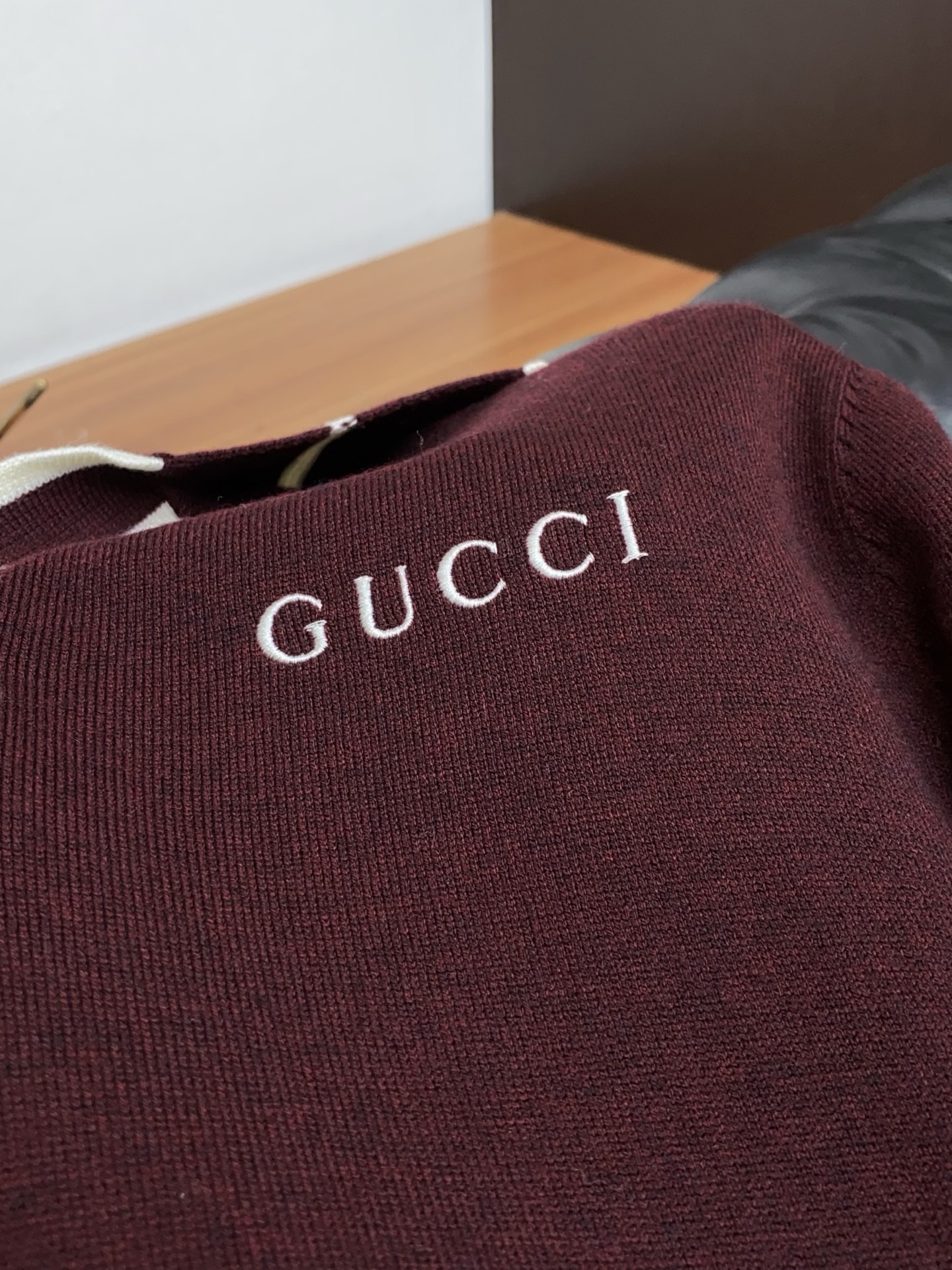 Gucci Basic Clothing Wool M-l-xl