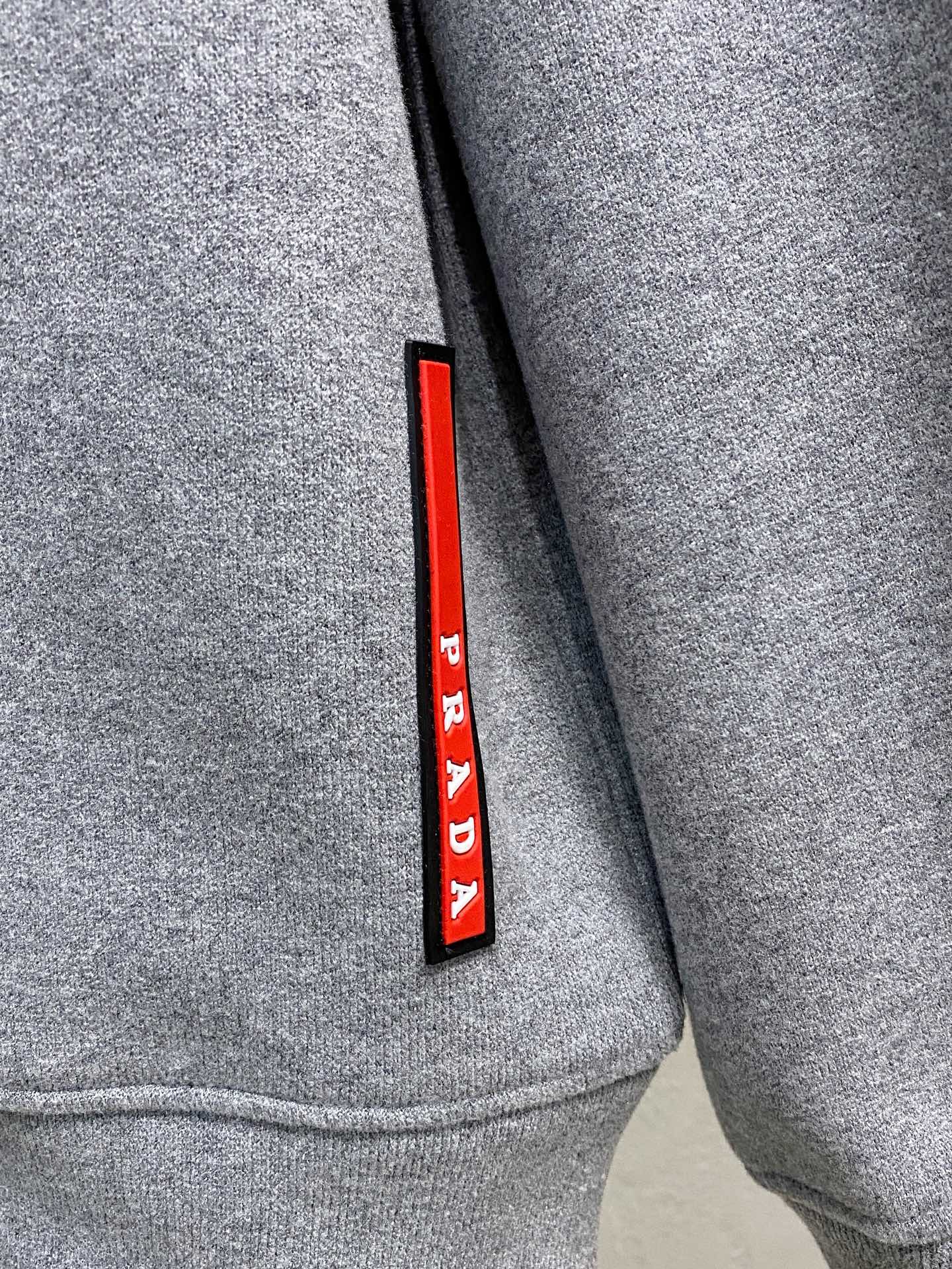 Prada Hoodie M-xl