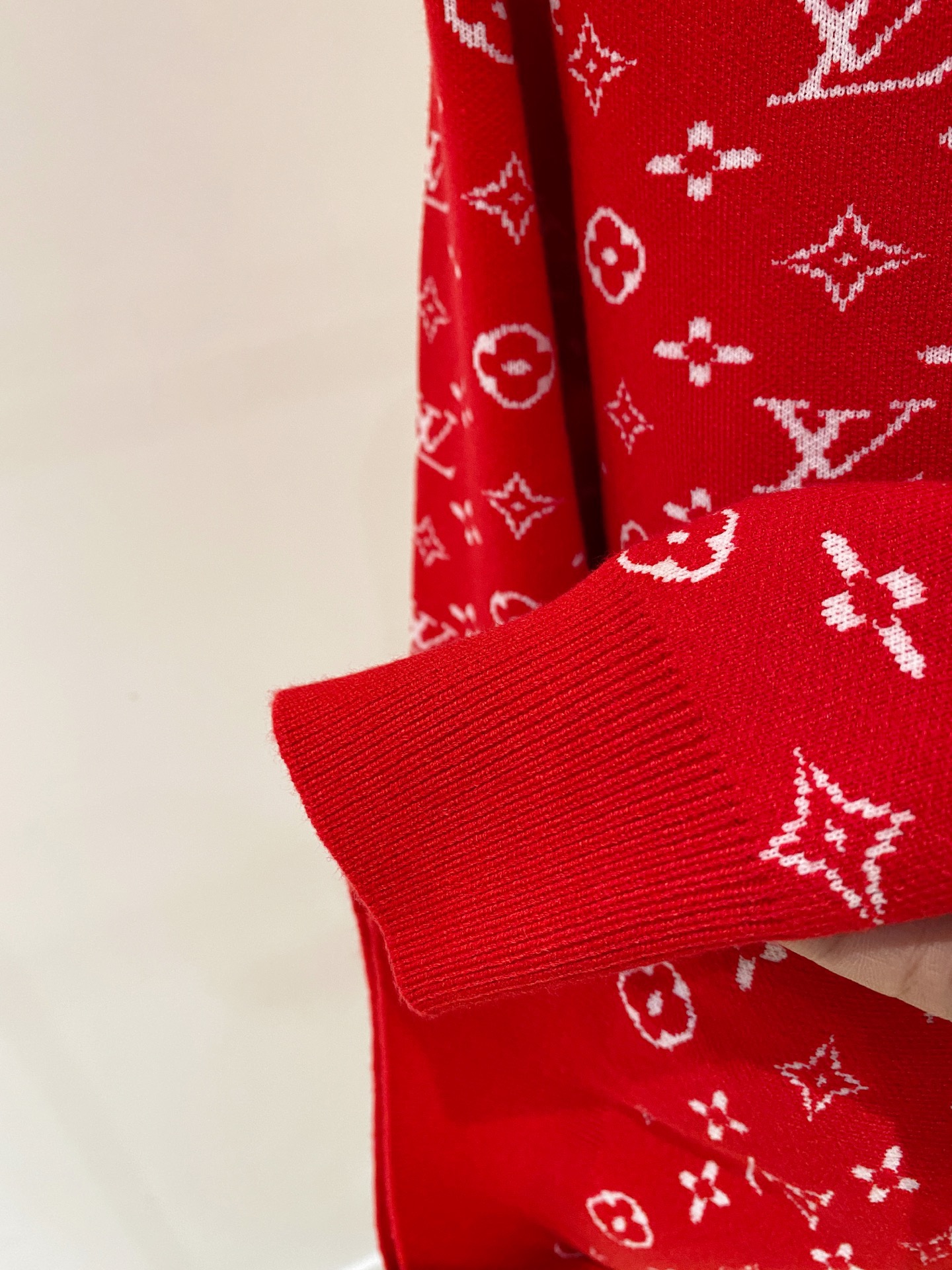 Louis Vuitton Basic Clothing Wool M-l-xl