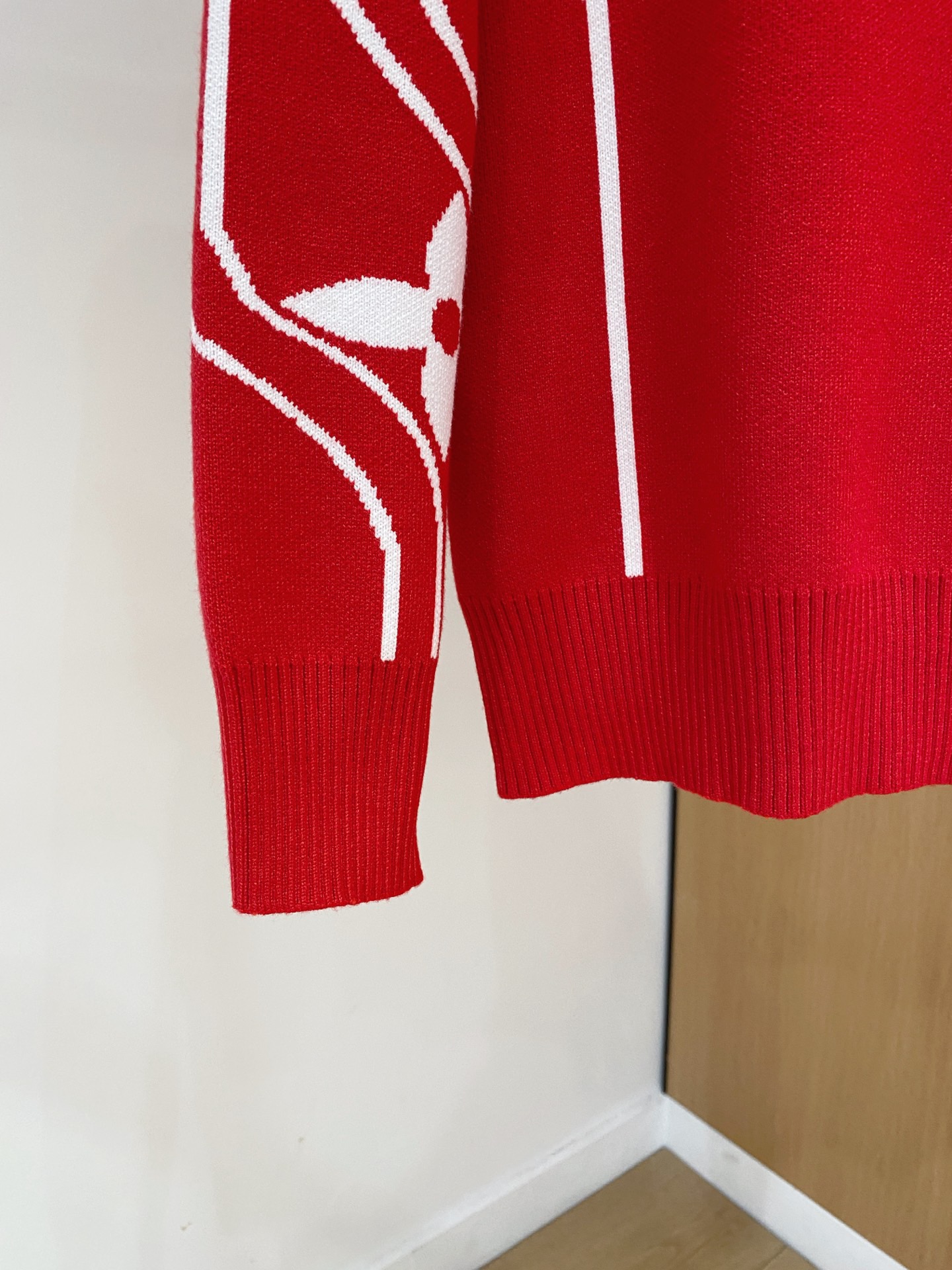 Louis Vuitton Basic Clothing Wool M-l-xl