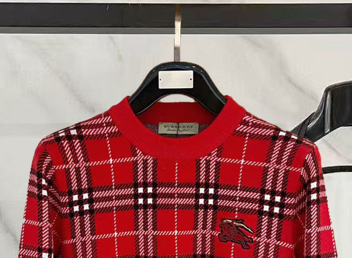 Burberry Basic Clothing Wool M-xl