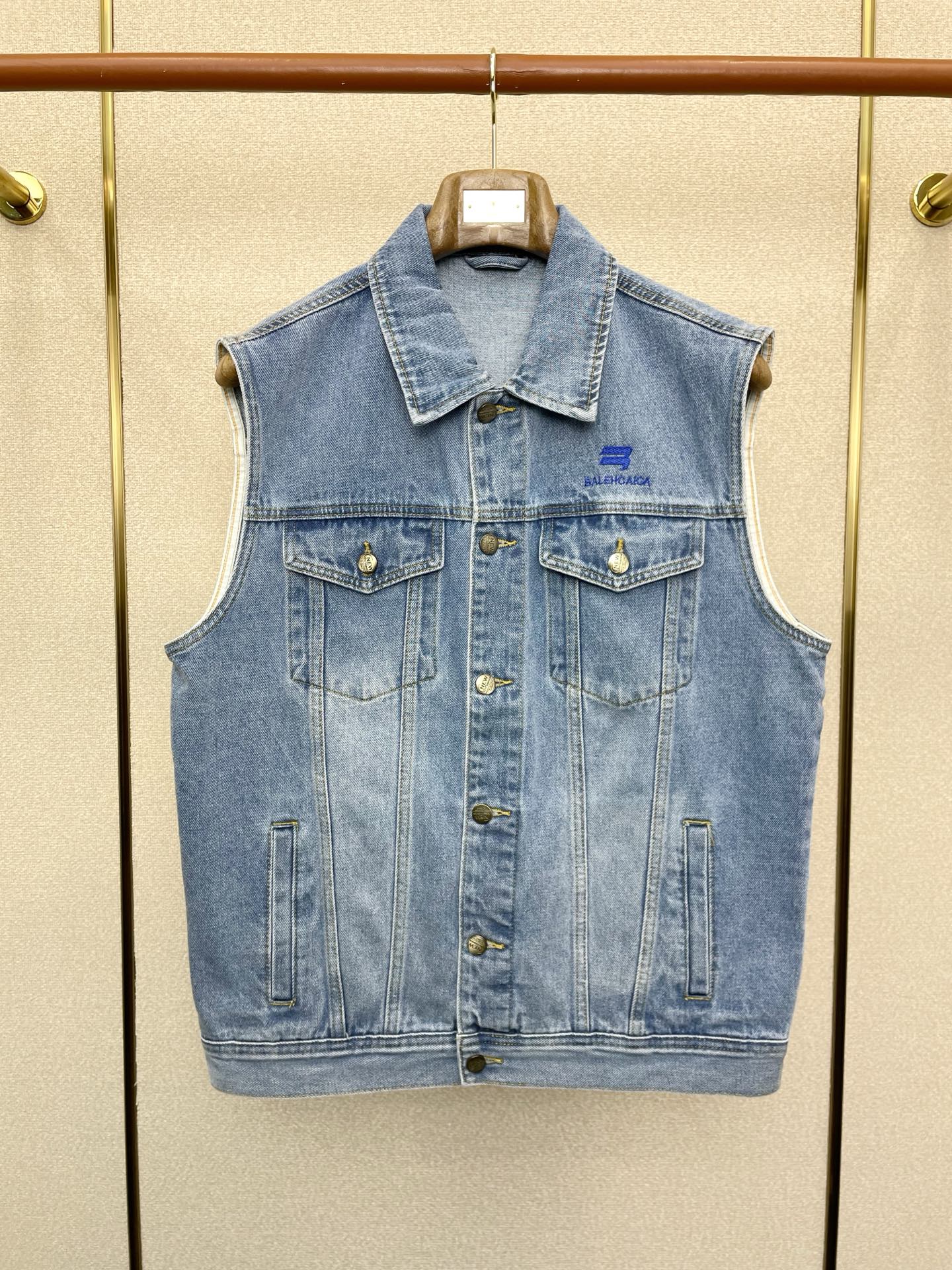 Balenciaga Male Vest M-l-xl