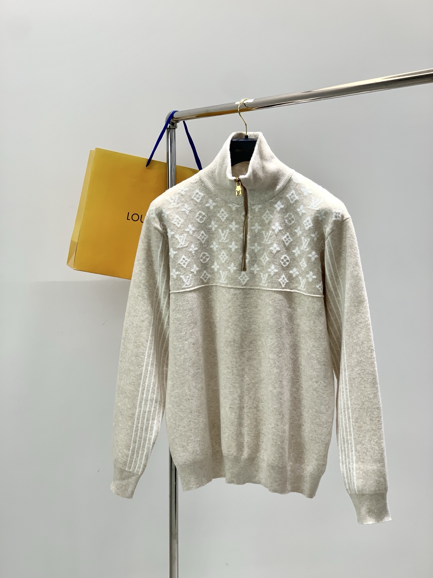 Louis Vuitton Basic Clothing Knitted S-l-xl