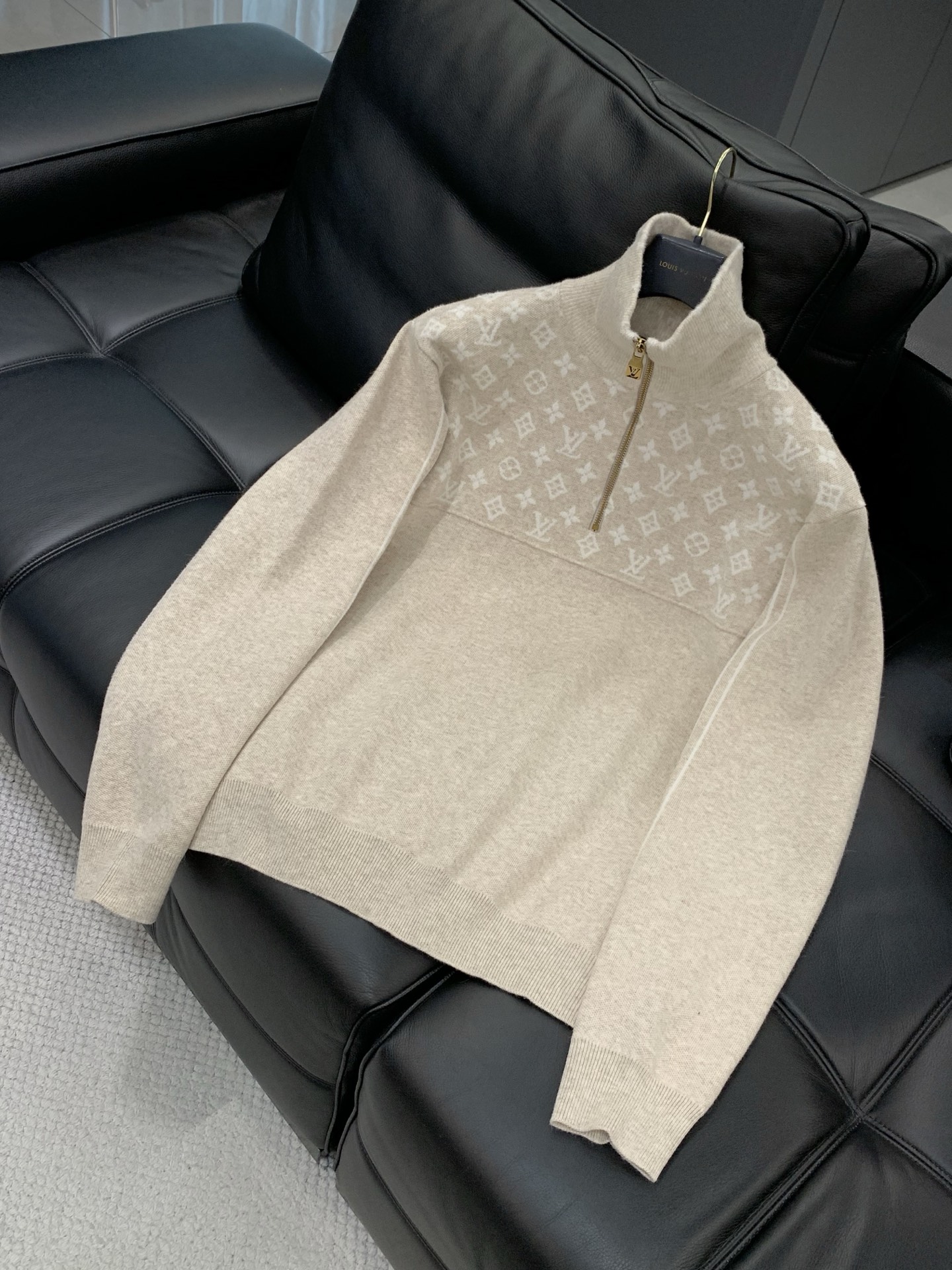 Louis Vuitton Basic Clothing Knitted S-l-xl