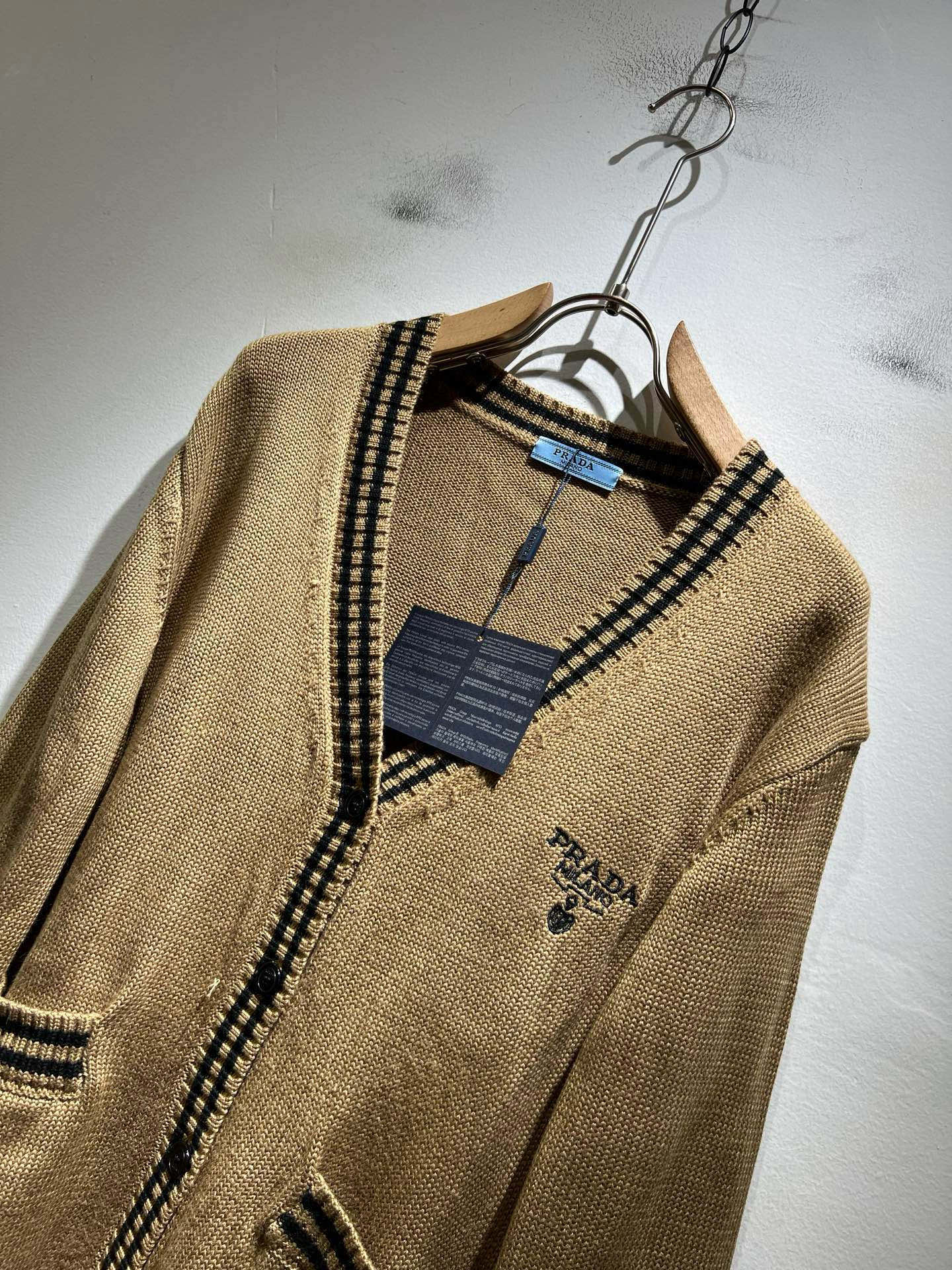 Prada Male Basic Clothing Wool M-l-xl