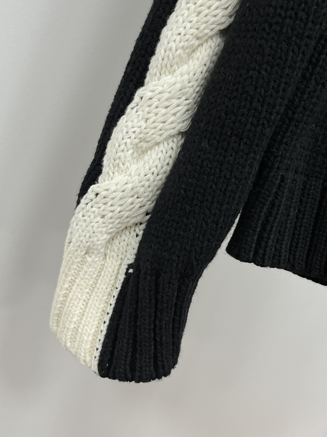 Prada Basic Clothing Wool M-l-xl