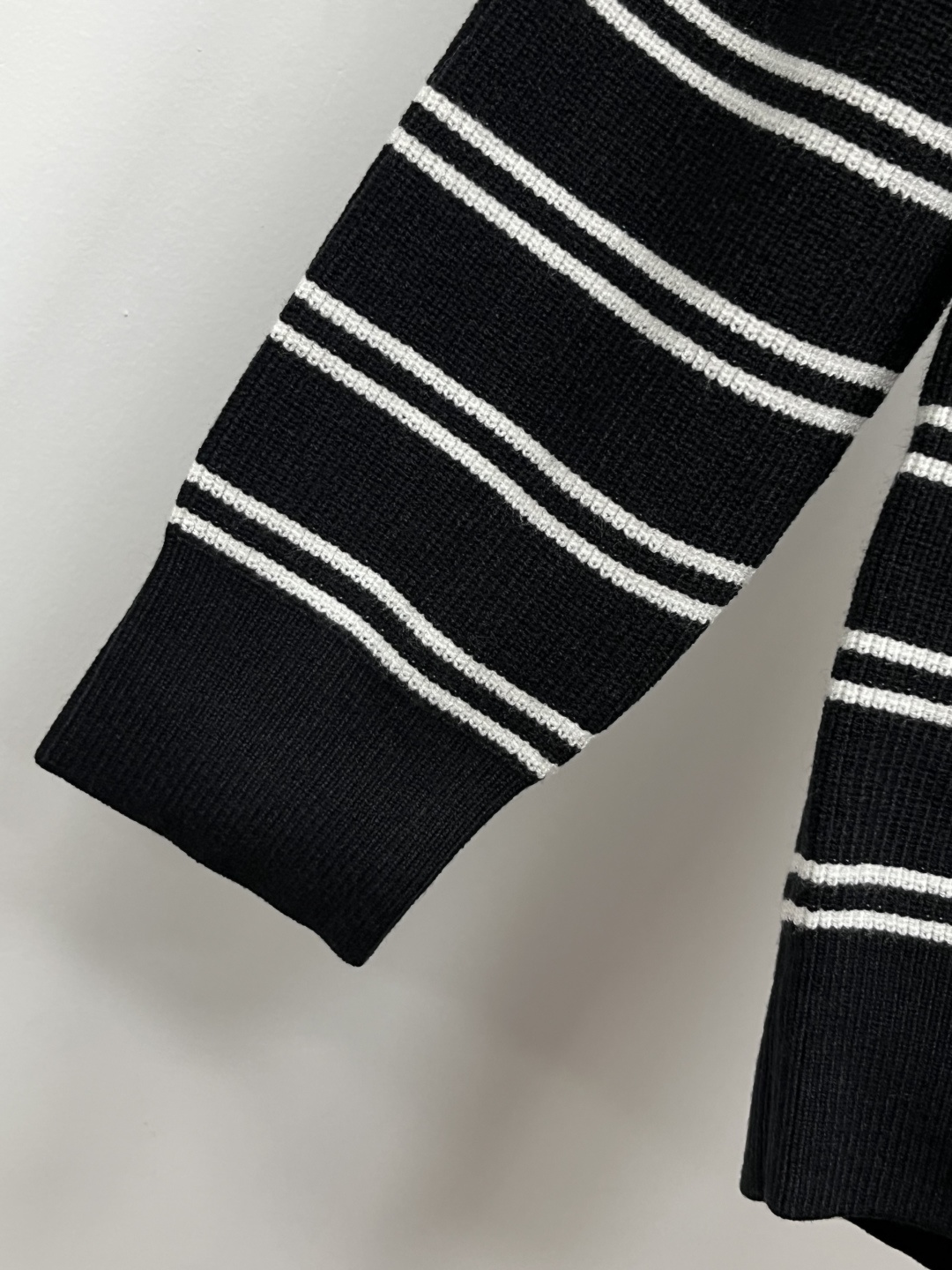 Moncler Basic Clothing Wool M-l-xl