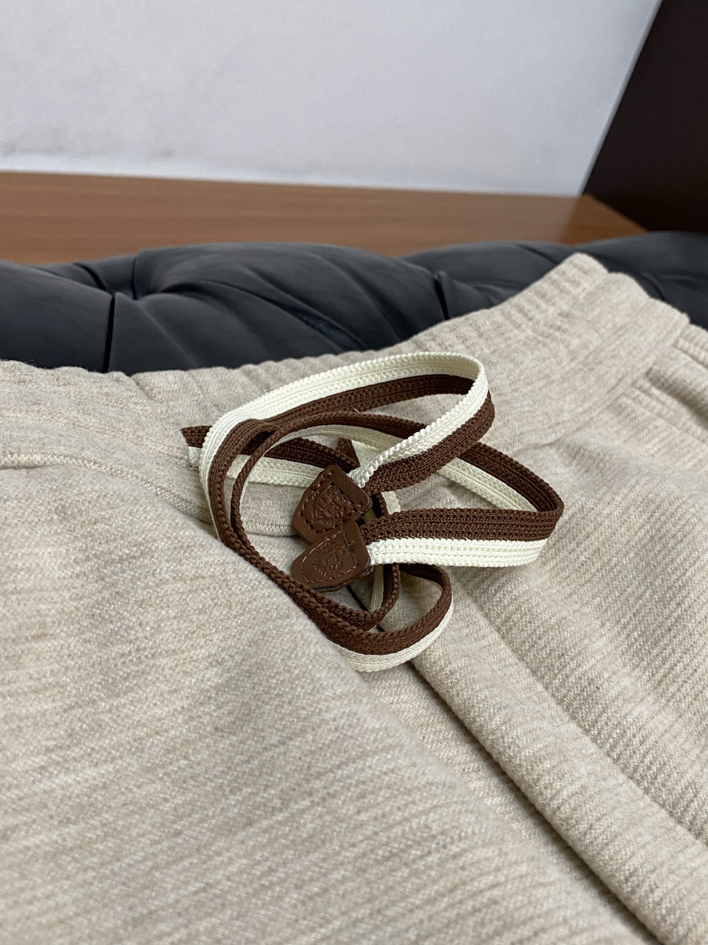 Louis Vuitton Basic Clothing M-l-xl