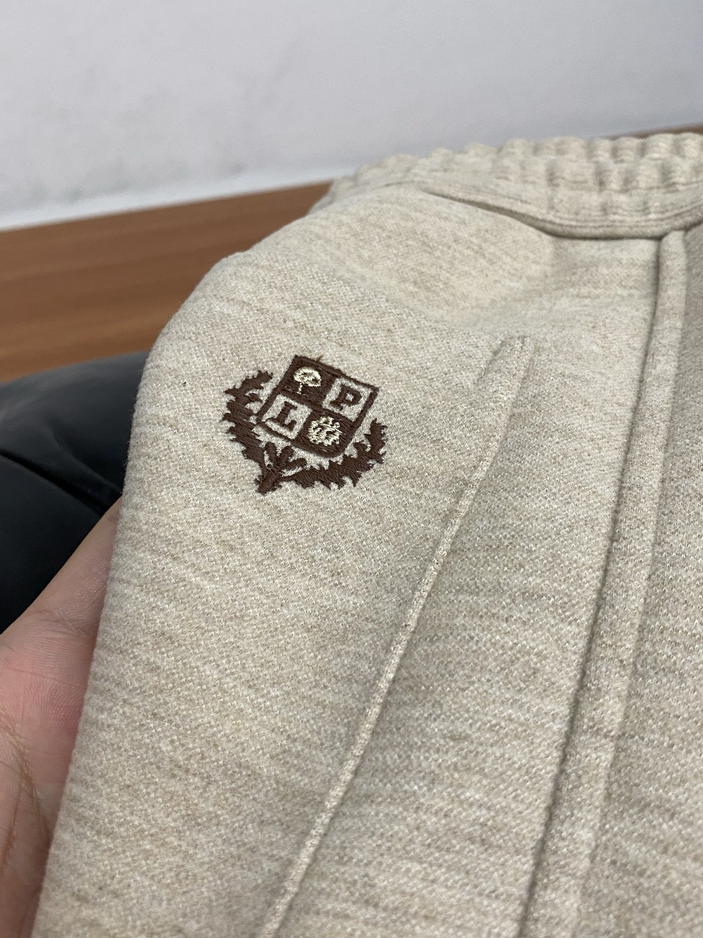Louis Vuitton Basic Clothing M-l-xl