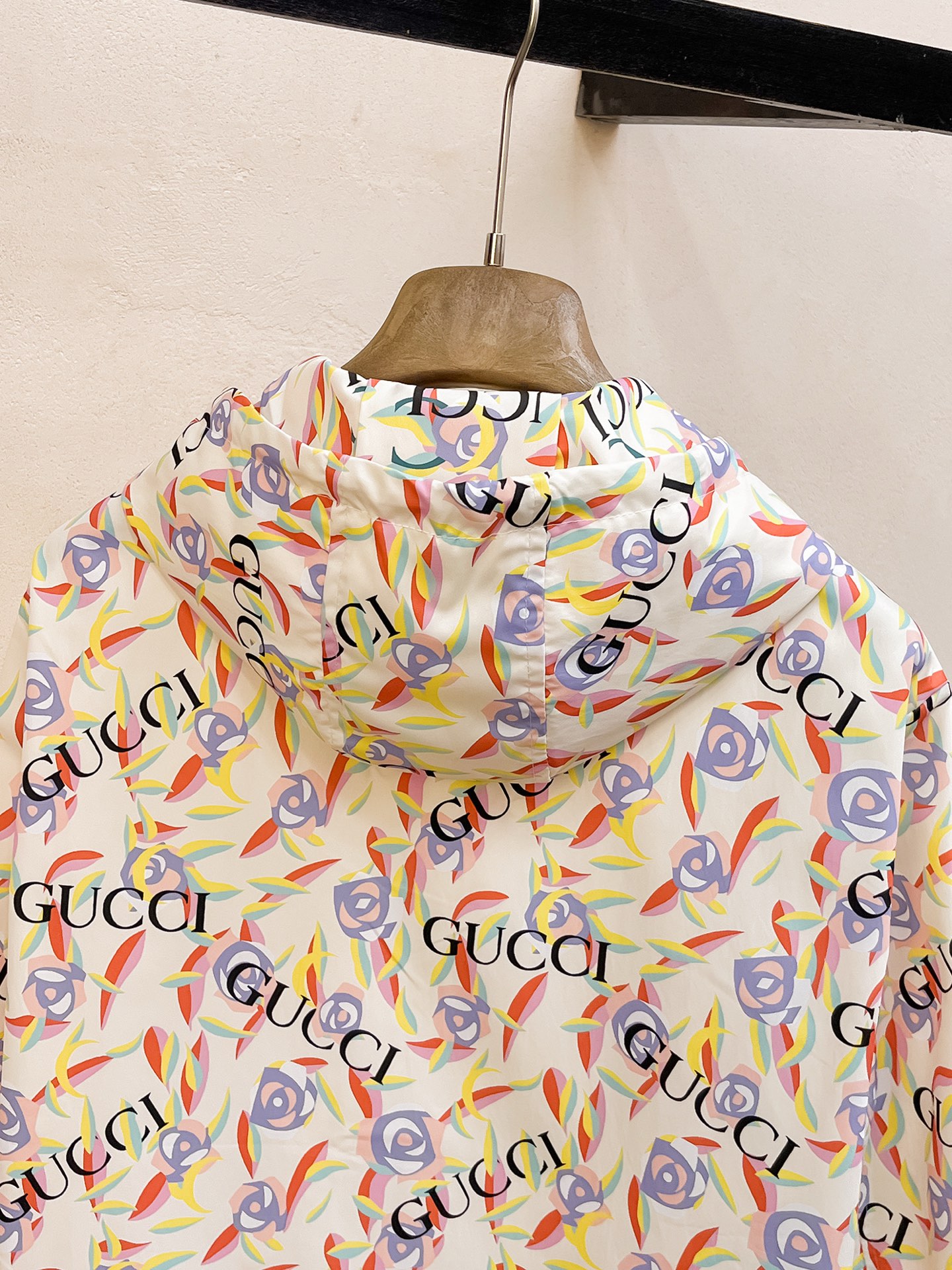 Gucci Basic Clothing M-l-xl-175140