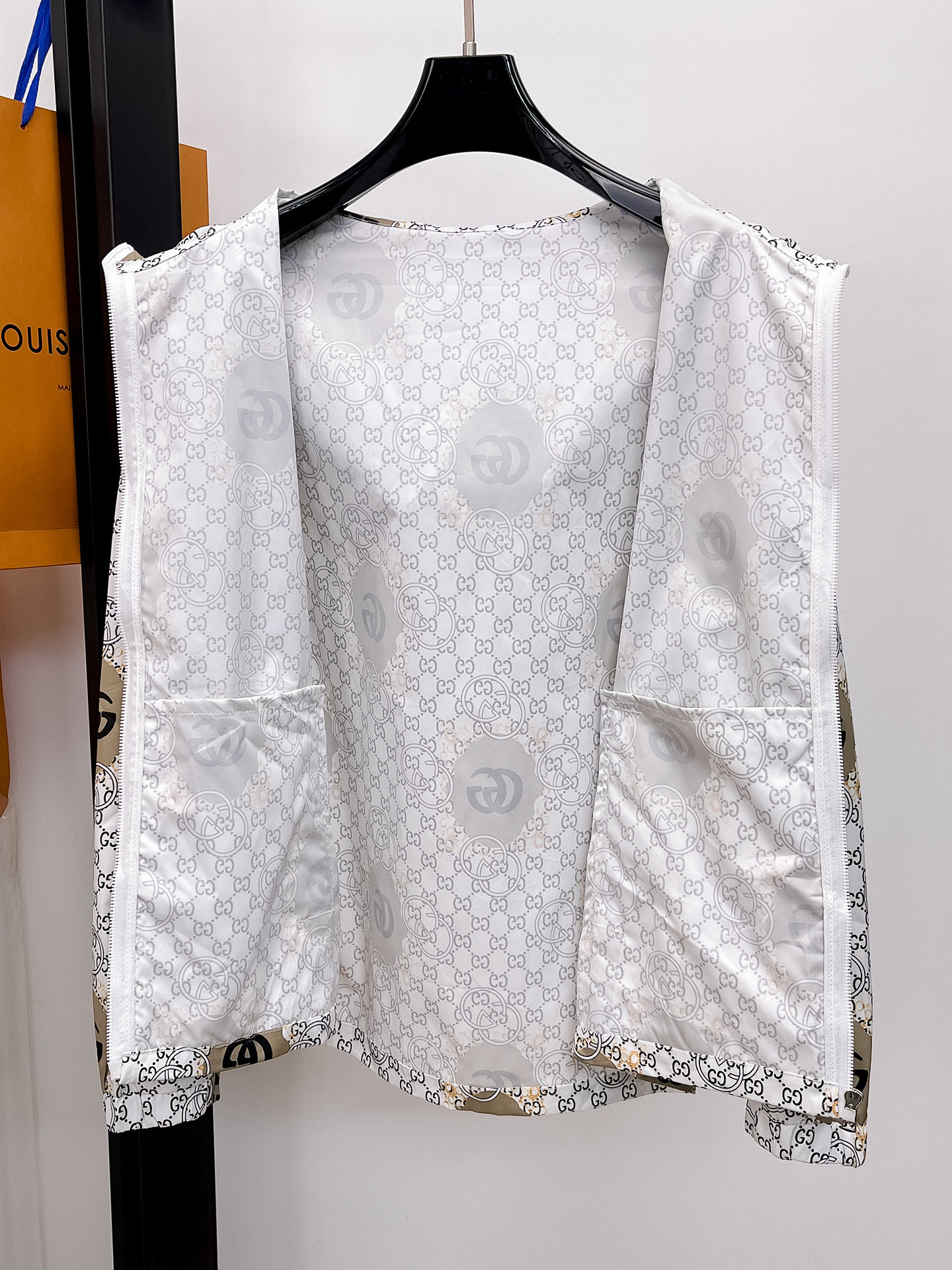 Gucci Basic Clothing M-l-xl-175140