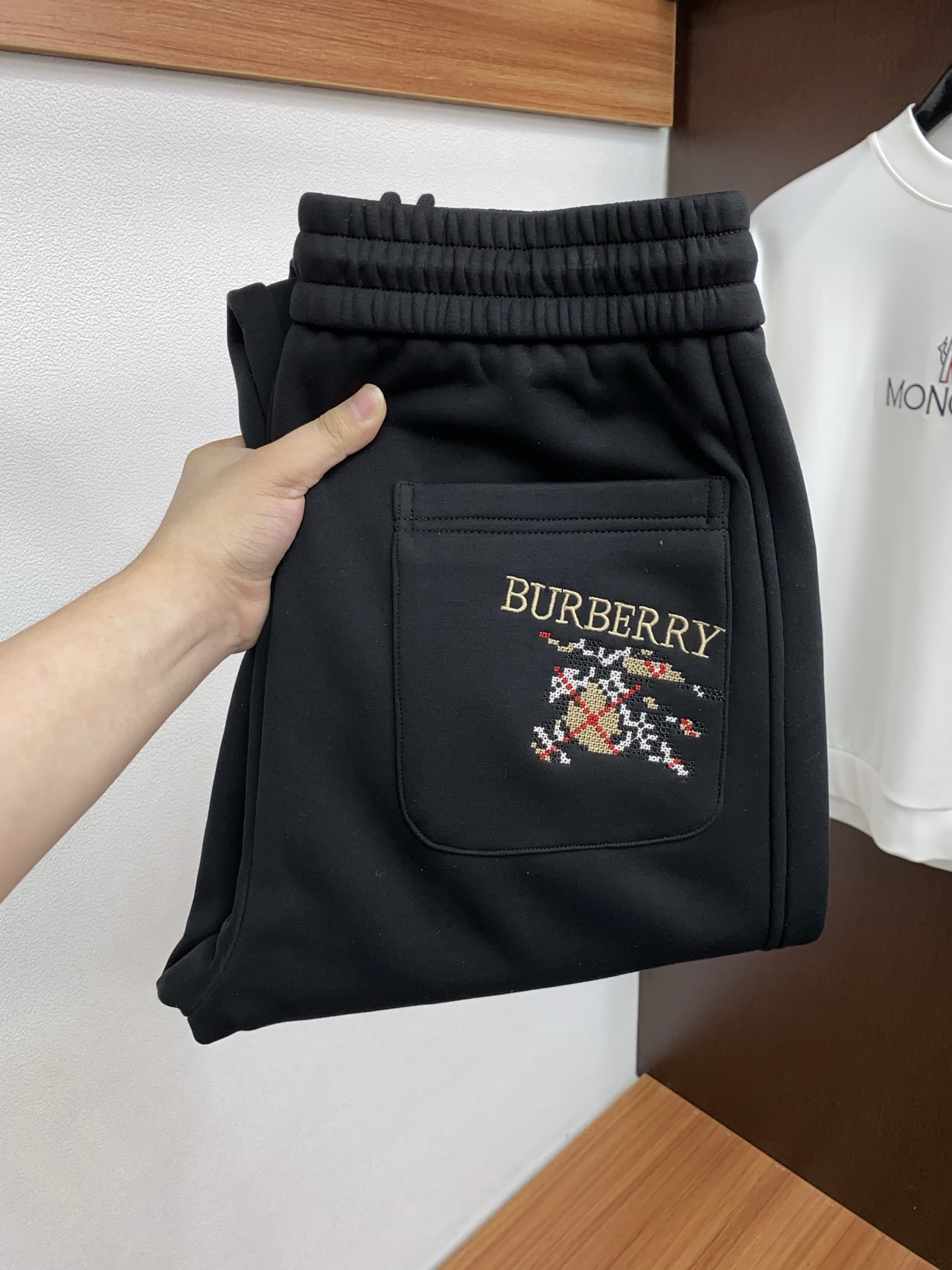 Burberry Basic Clothing M-l-xl