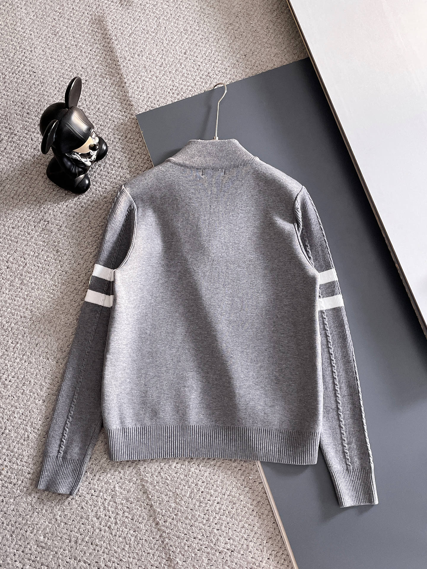 Basic Clothing Wool M-xl