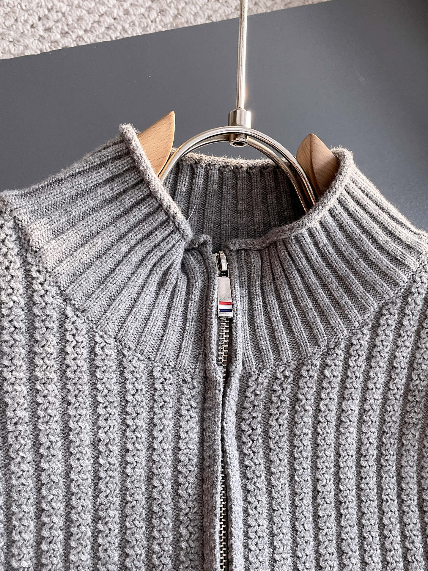 Basic Clothing Wool M-xl