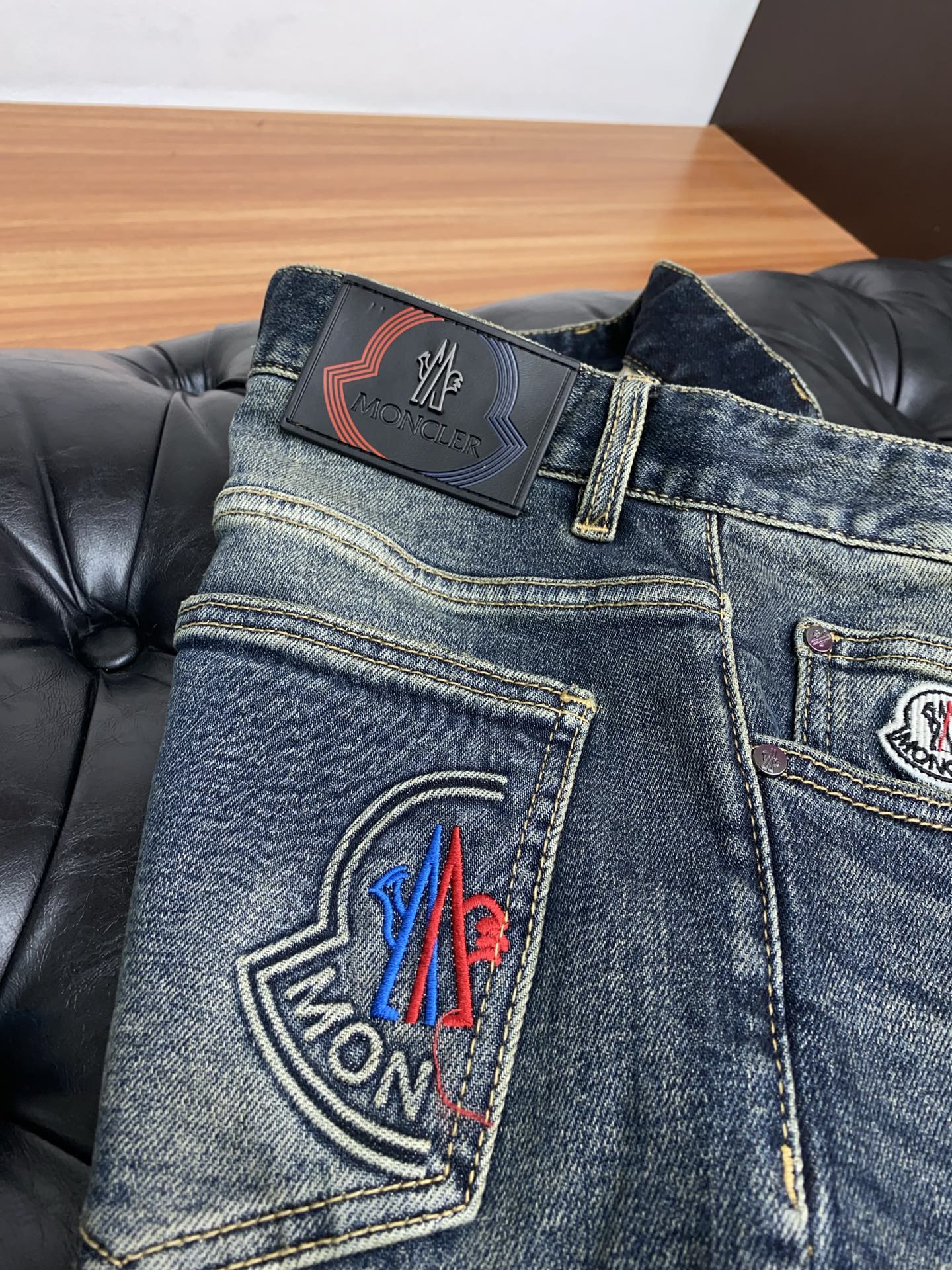 Moncler Jeans Knitted Slim Fit M-l