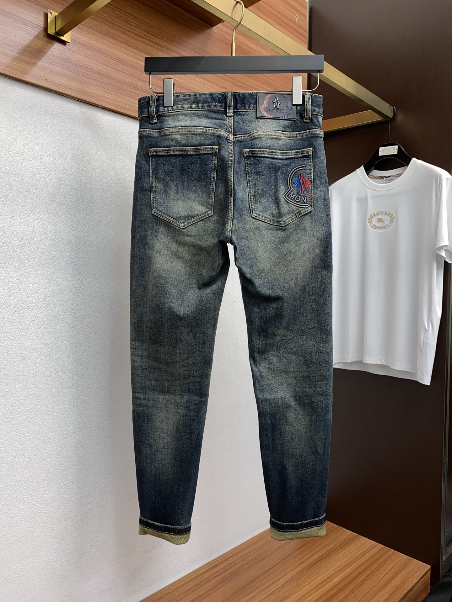 Moncler Jeans Knitted Slim Fit M-l