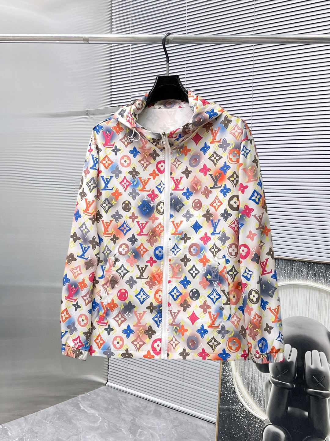 Louis Vuitton Basic Clothing M-l-xl-175140