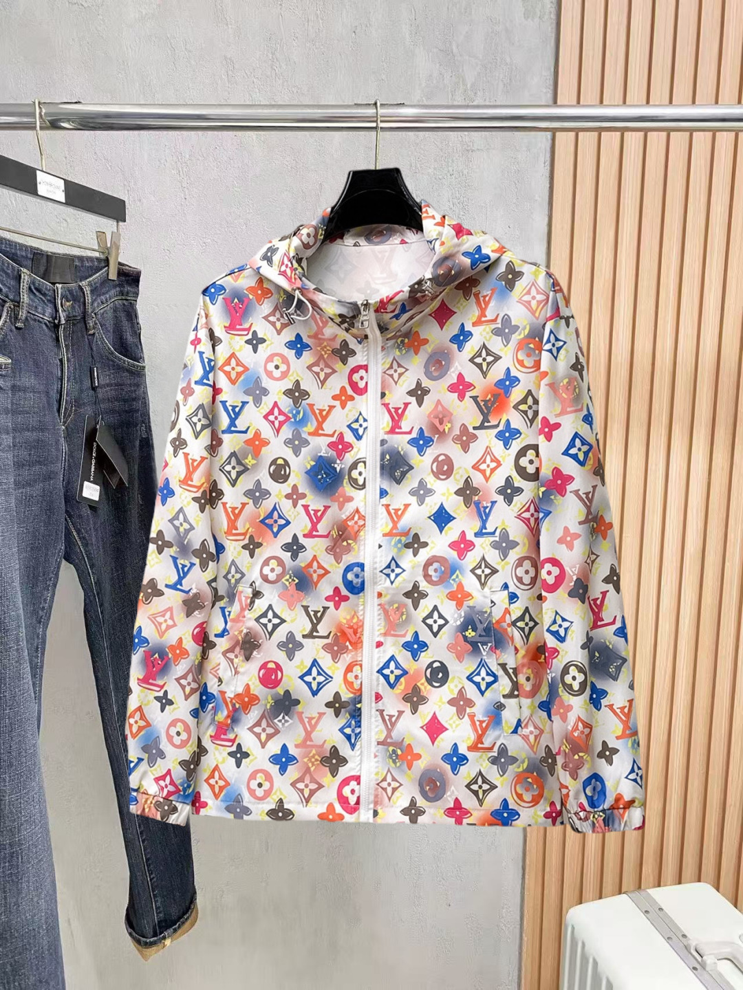 Louis Vuitton Basic Clothing M-l-xl-175140