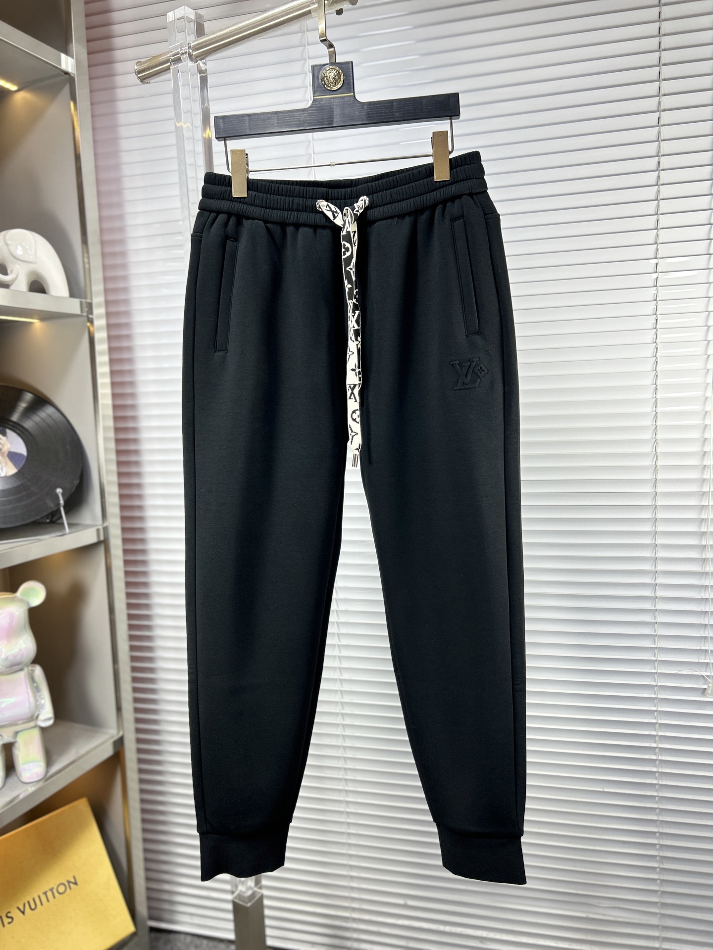 Louis Vuitton Basic Clothing S-m-l-xl