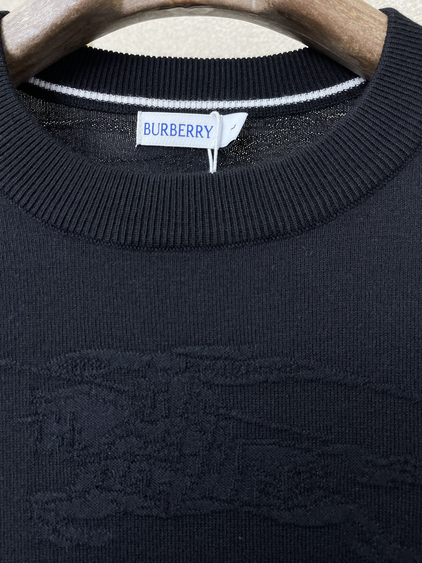 Burberry Male Basic Clothing M-xl