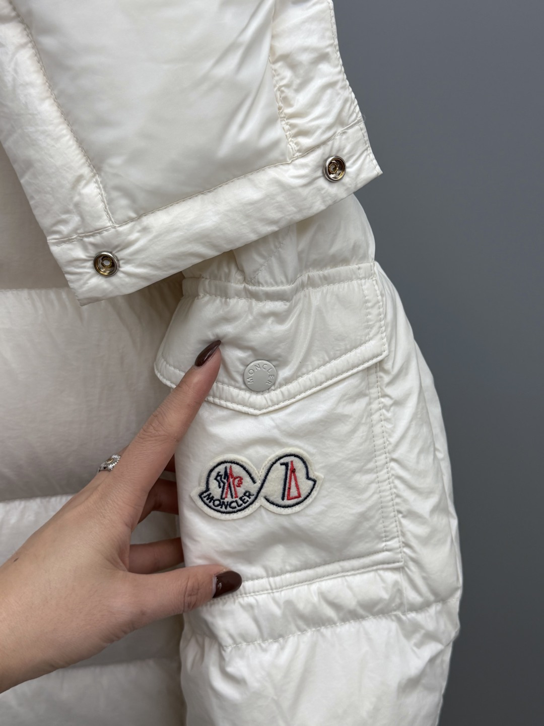 Moncler Down Jacket White Duck Down Black M-l-xl