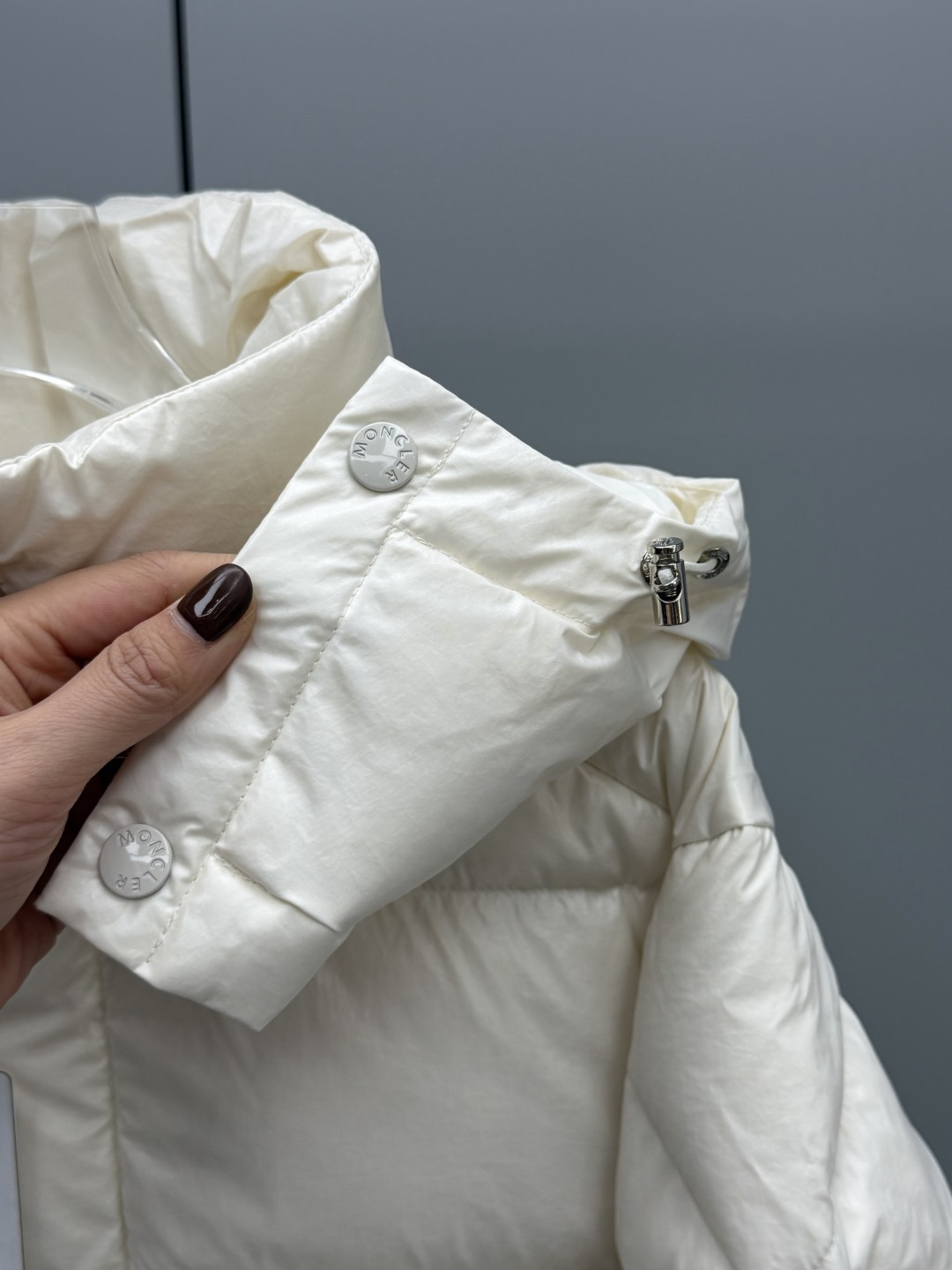 Moncler Down Jacket White Duck Down Black M-l-xl