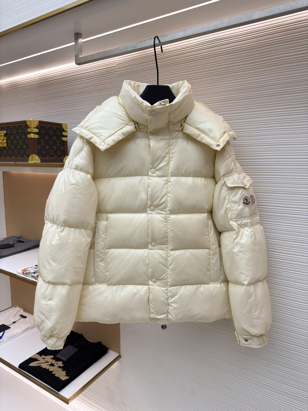 Moncler Down Jacket White Duck Down Black M-l-xl
