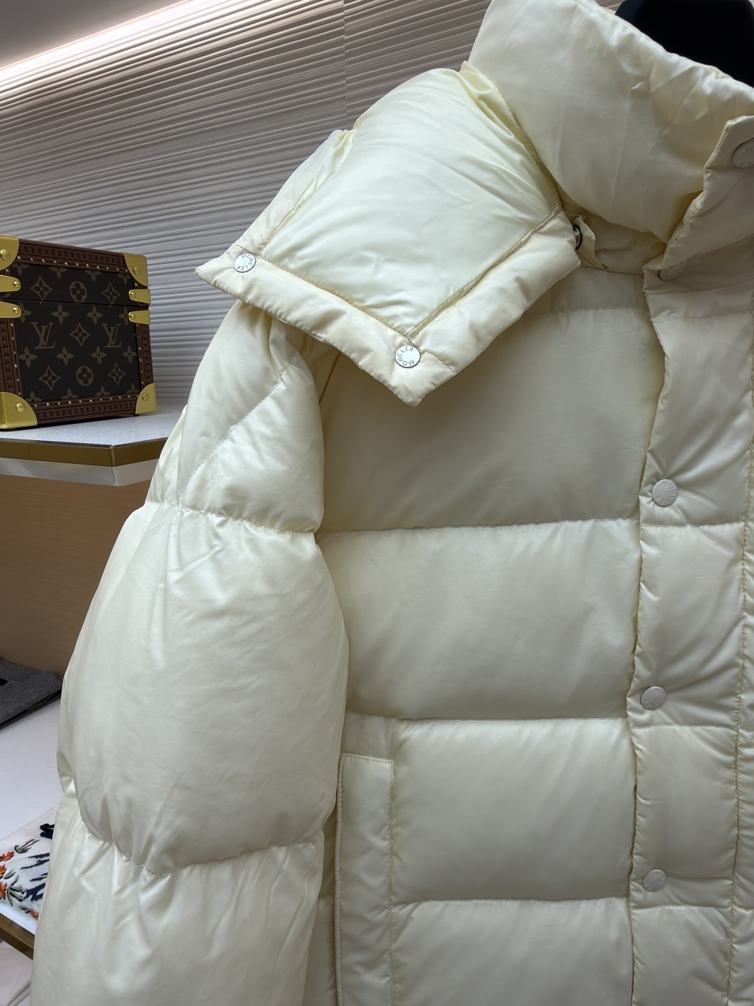 Moncler Down Jacket White Duck Down Black M-l-xl