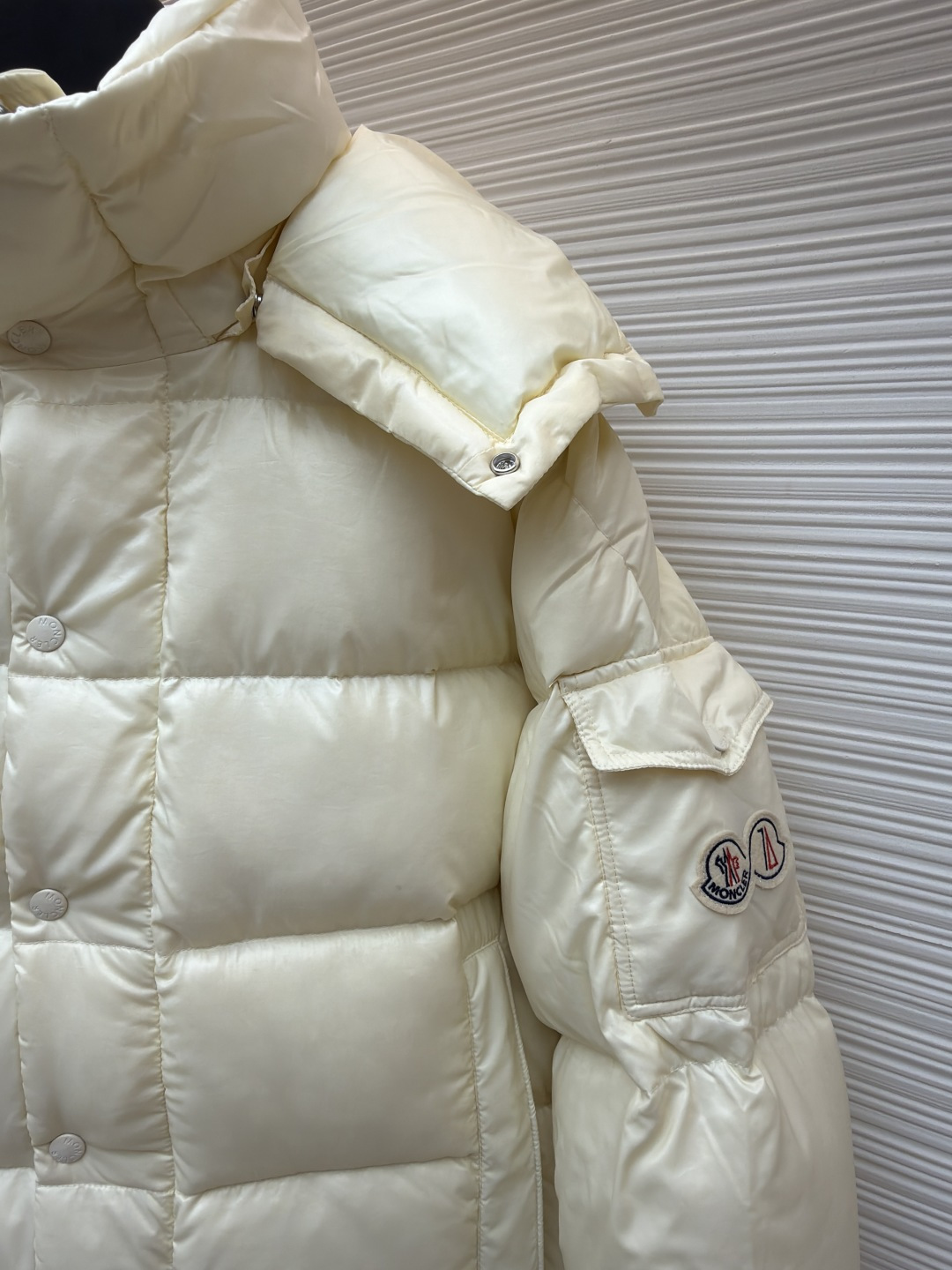 Moncler Down Jacket White Duck Down Black M-l-xl