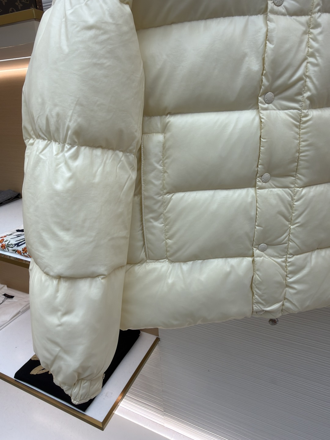 Moncler Down Jacket White Duck Down Black M-l-xl
