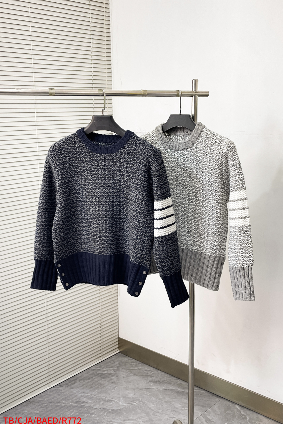 Thom Browne Basic Clothing Knitted White Striped M