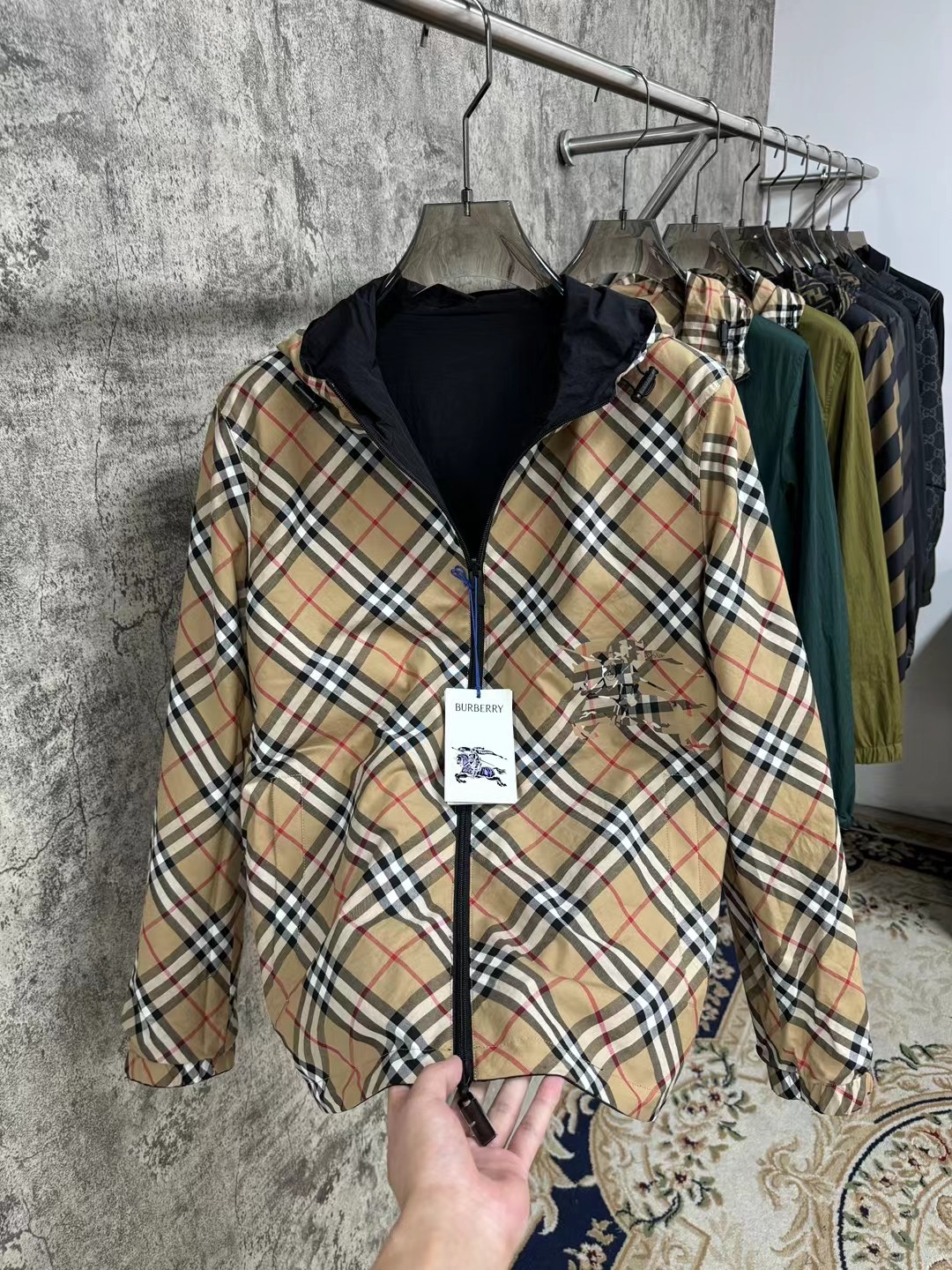 Burberry Basic Clothing L