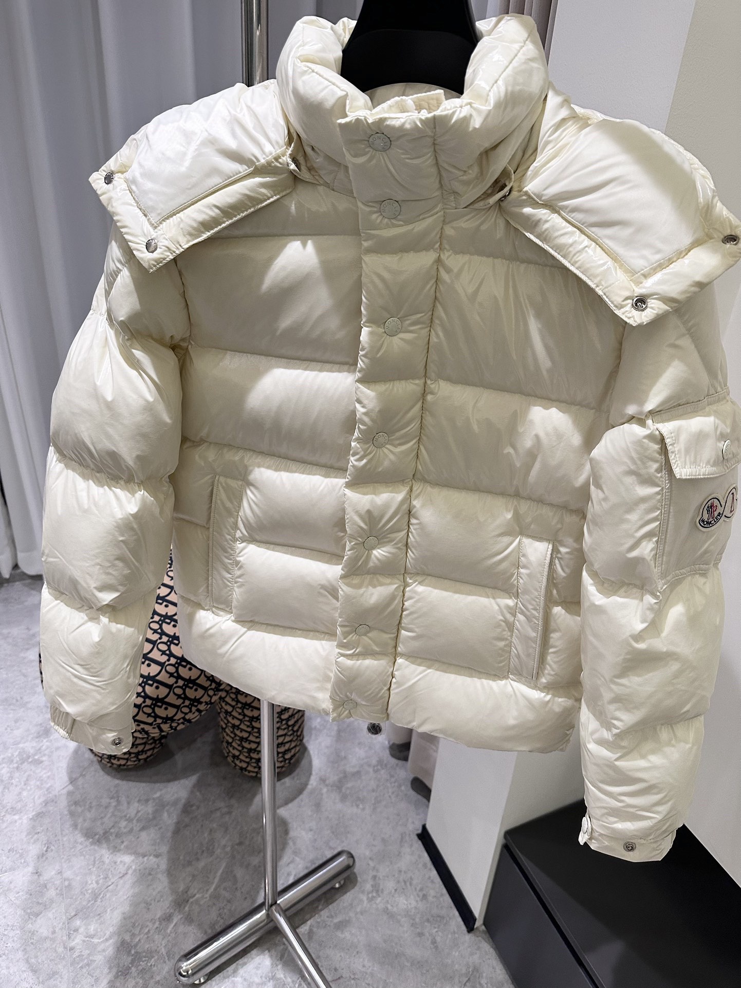 Moncler Down Jacket White Duck Down Black M-l-xl