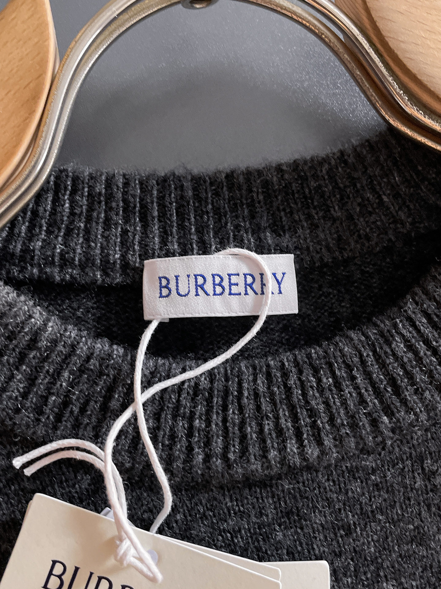 Burberry Basic Clothing Wool S-m-xl