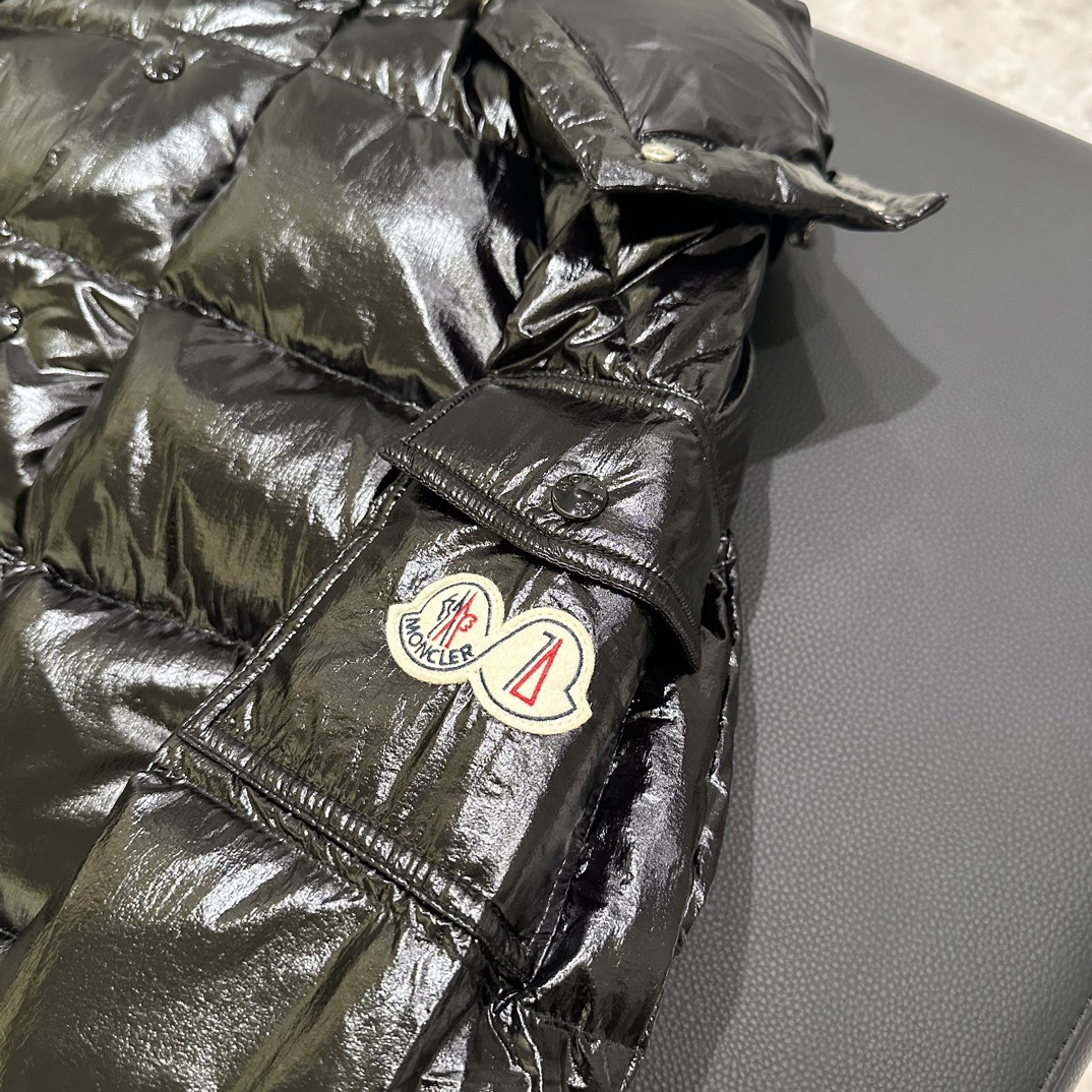 Moncler Down Jacket White Duck Down Black M-l-xl